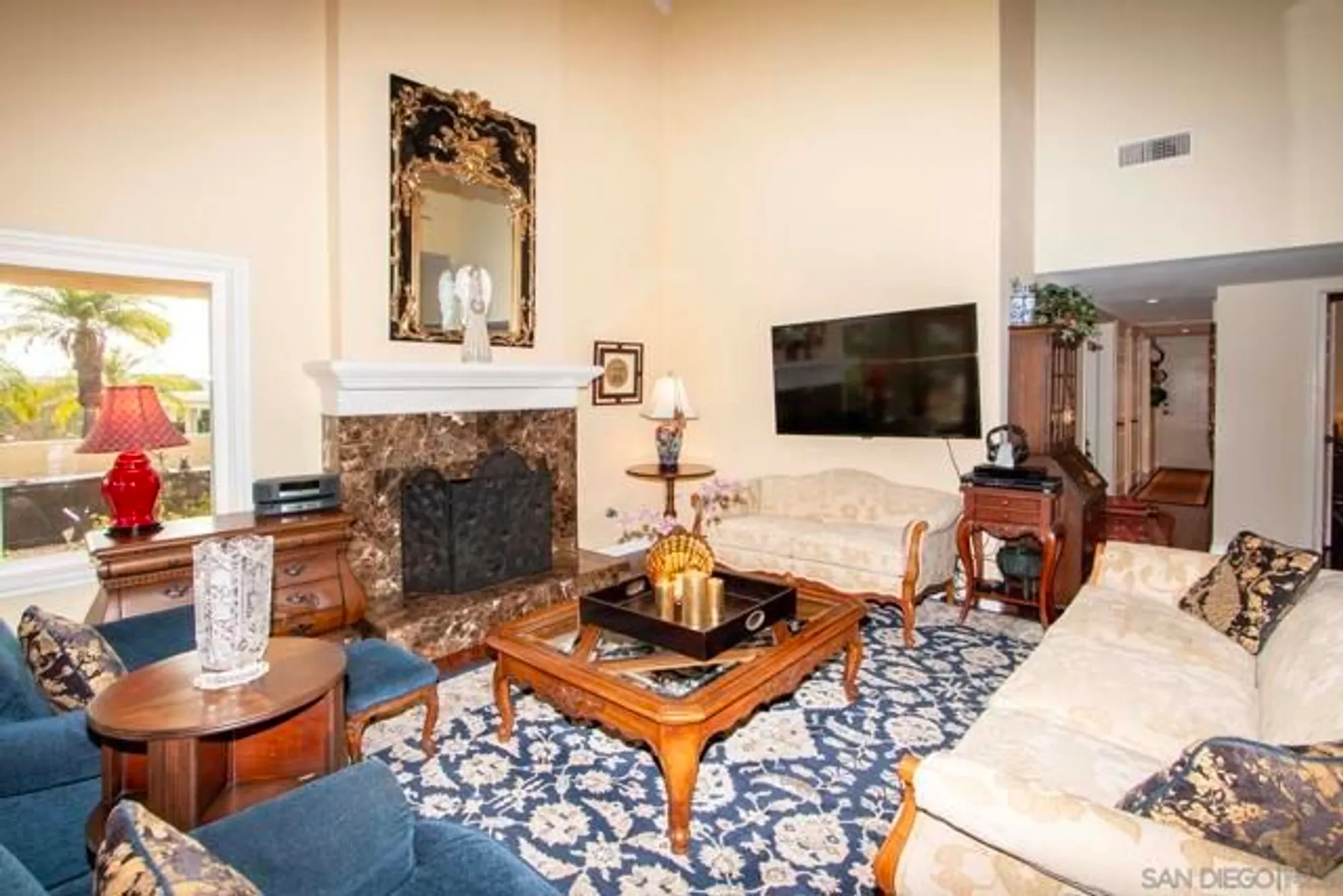 Property Slideshow image 12 of 48 | 17639 caminito hercuba, San Diego, CA, 92128