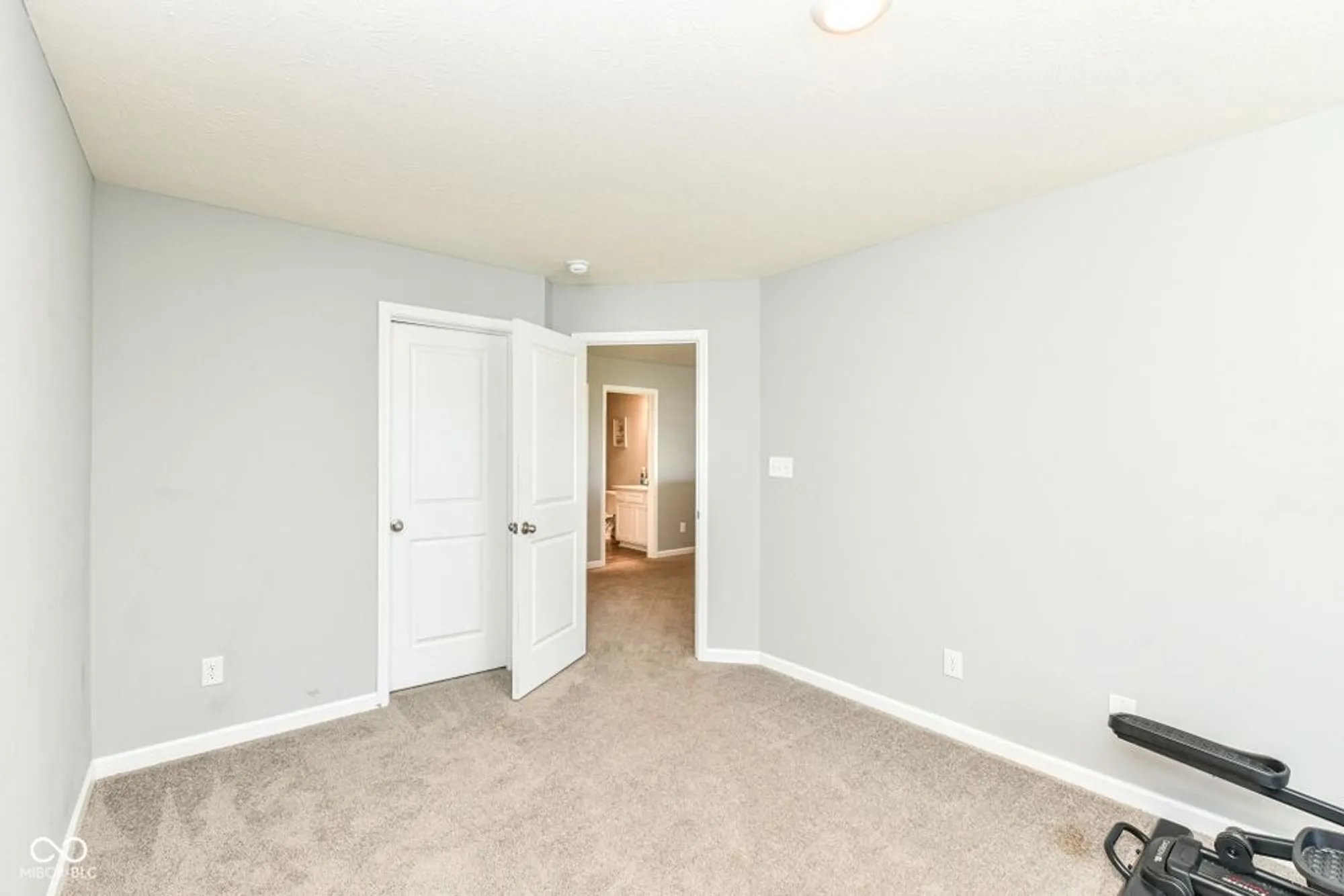 Property Slideshow image 35 of 41 | 9053 fitzgerald dr, Indianapolis, IN, 46239