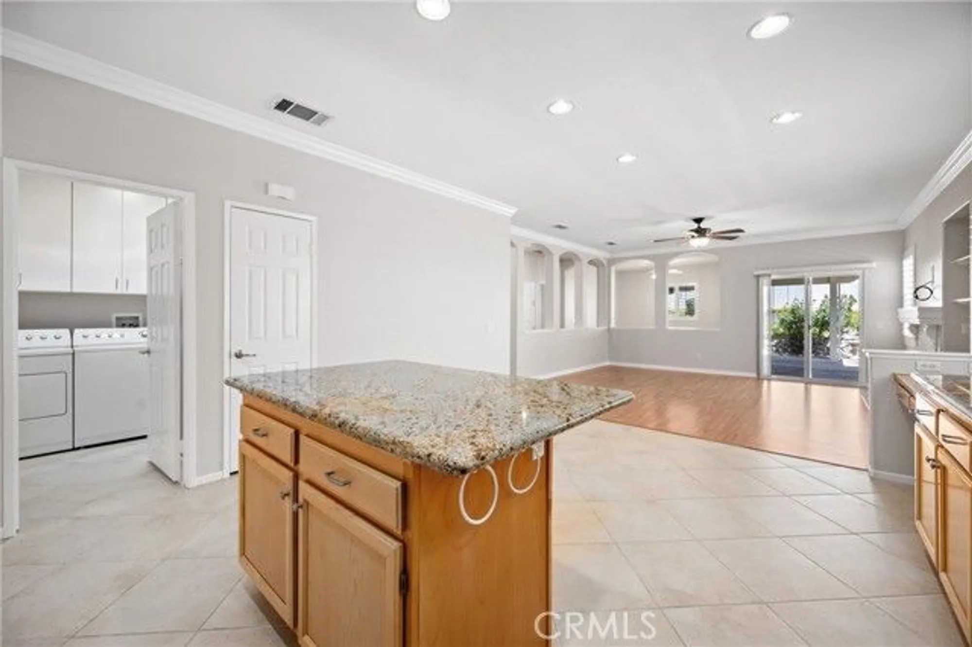 Property Slideshow image 13 of 53 | 28216 meadowsweet dr, Menifee, CA, 92584