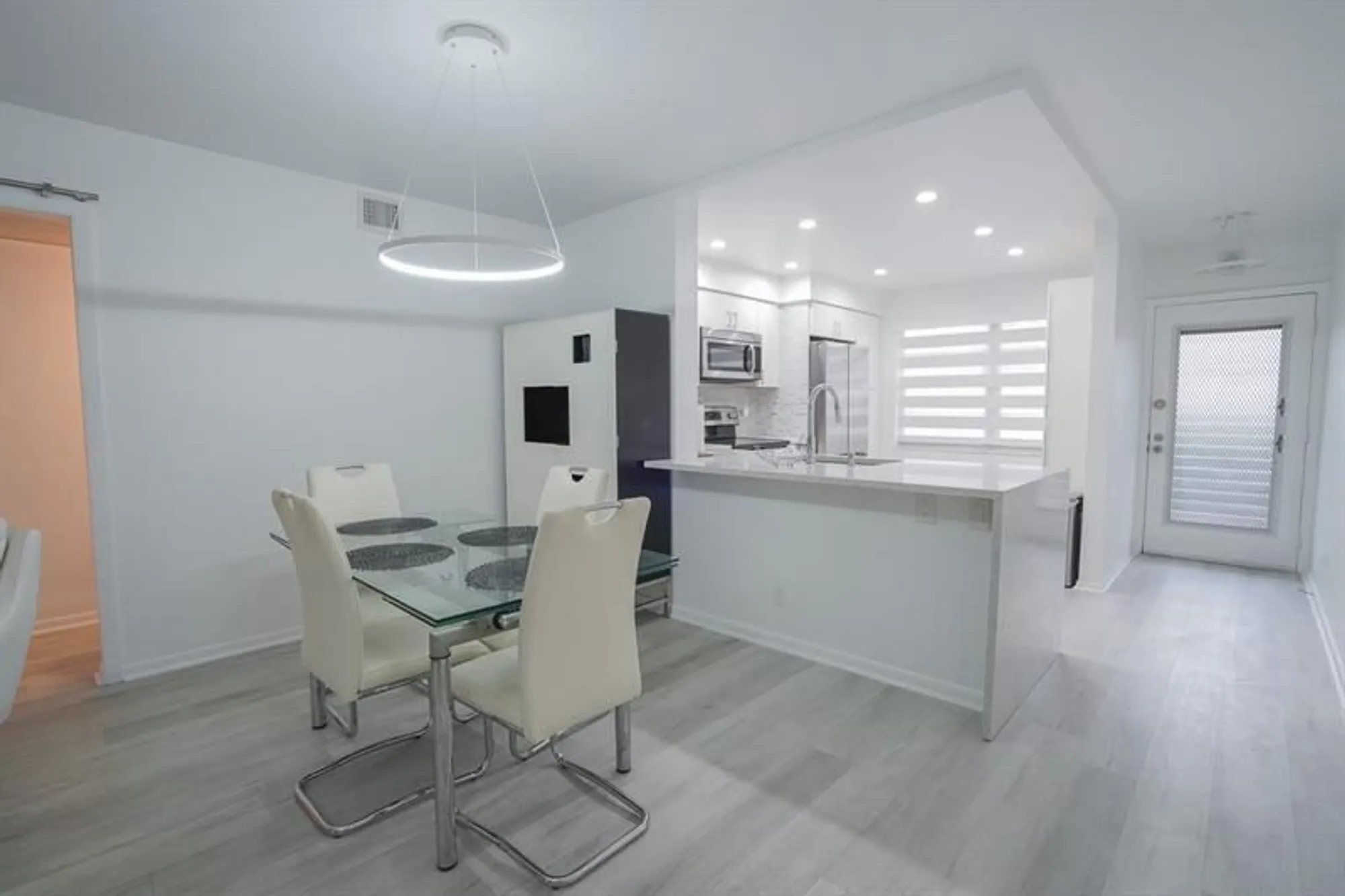 Property Slideshow image 6 of 71 | 3201 portofino pt f1, Coconut Creek, FL, 33066