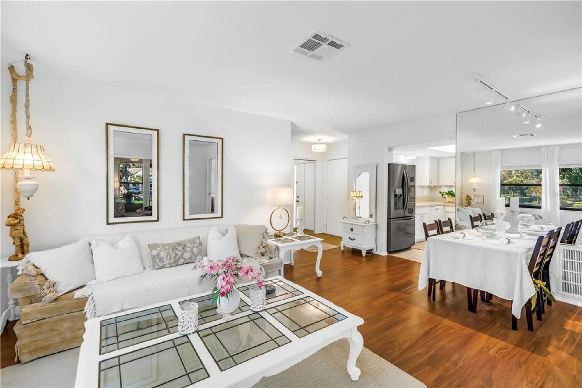 Property Slideshow image 14 of 52 | 2585 bay berry dr 43d, Clearwater, FL, 33763