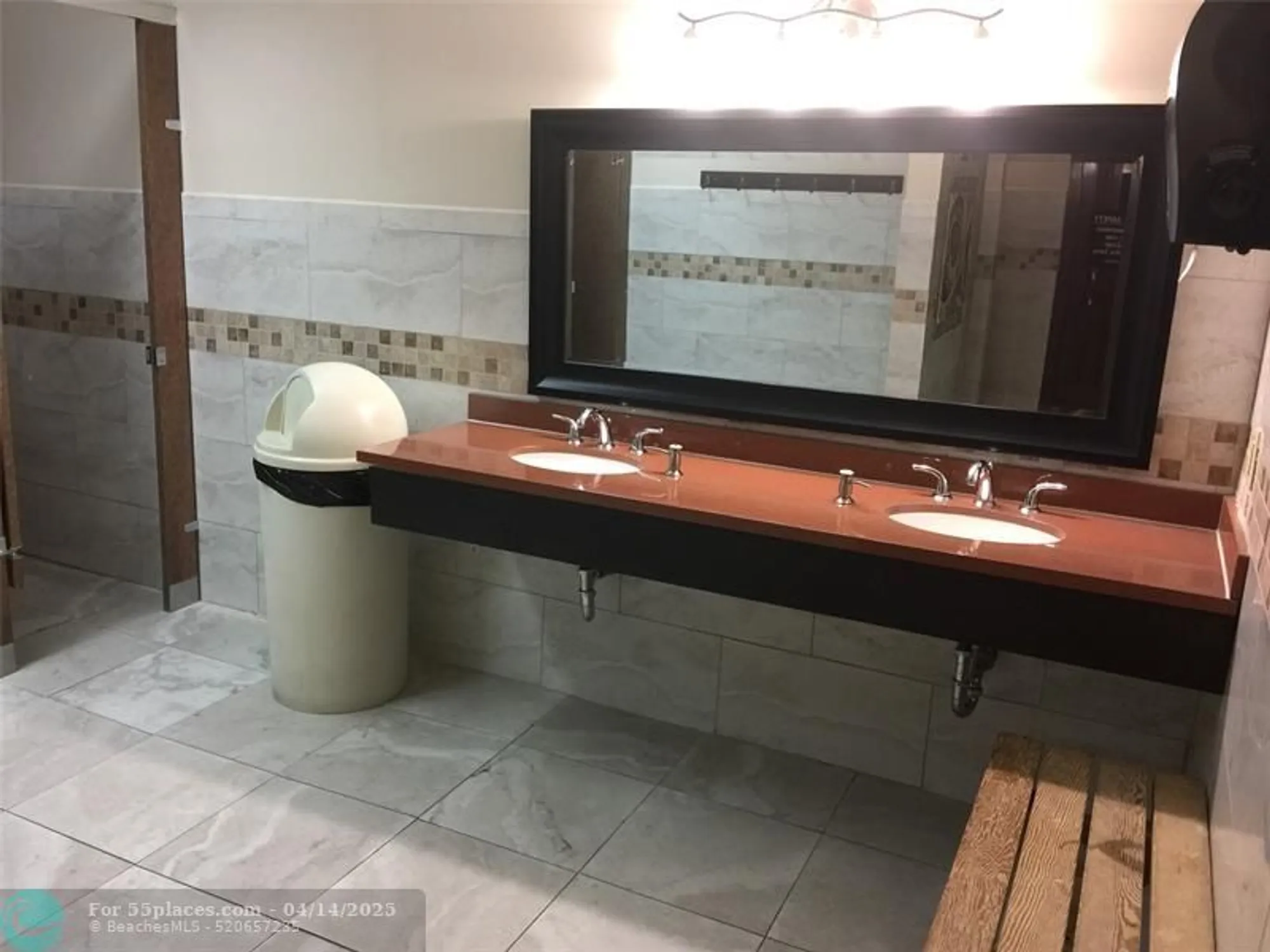 Property Slideshow image 28 of 36 | 2861 nw 47th ter apt 303, Lauderdale Lakes, FL, 33313