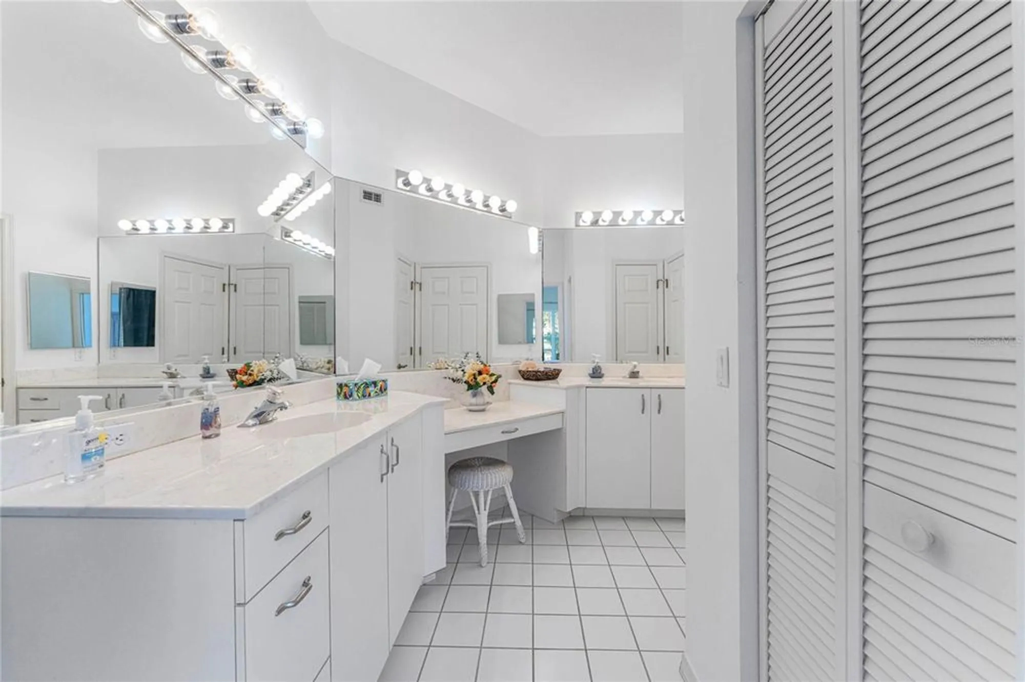 Property Slideshow image 25 of 67 | 14016 willow glen ct 112, Port Charlotte, FL, 33953