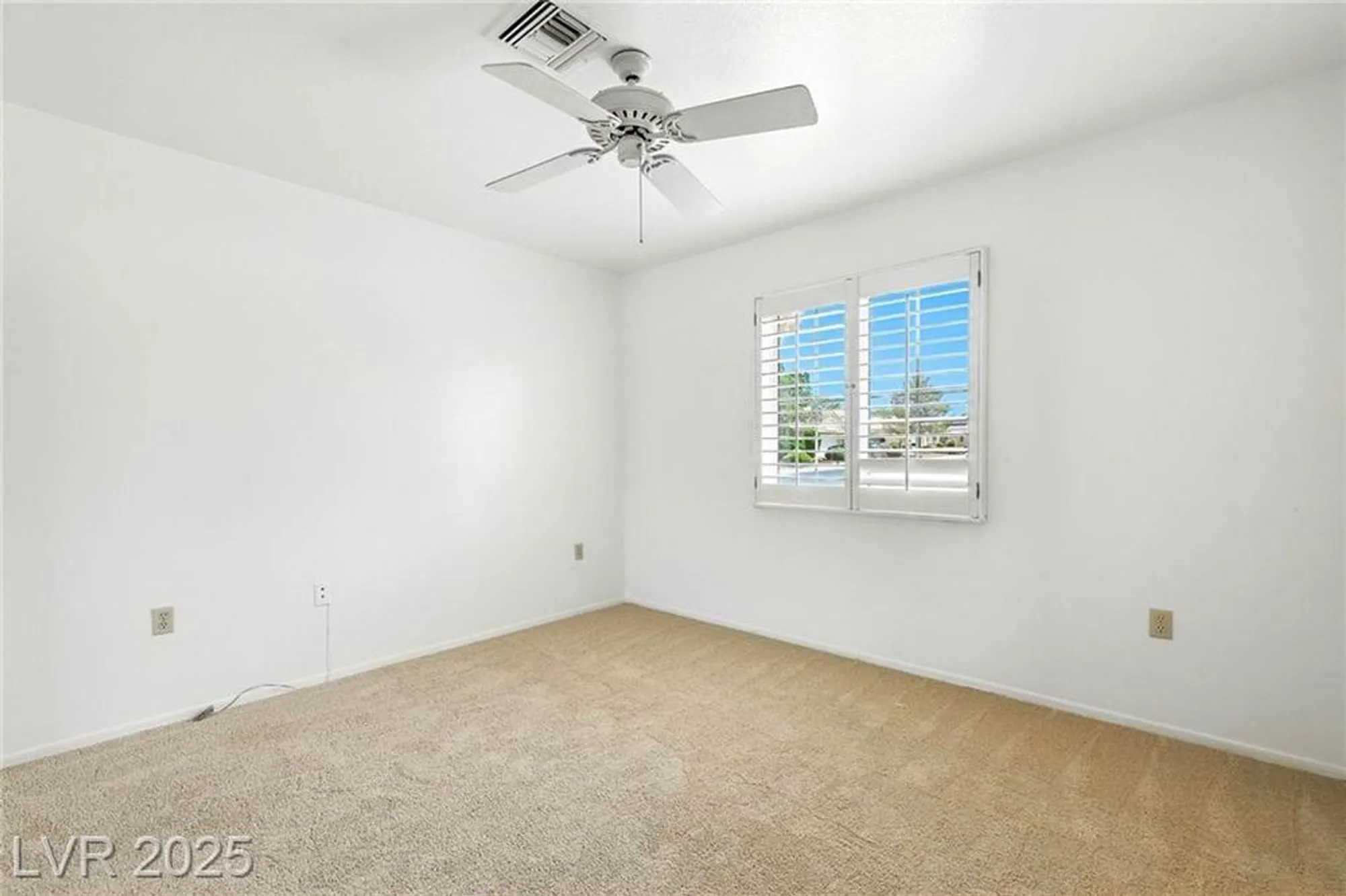 Property Slideshow image 27 of 35 | 8500 linderwood dr, Las Vegas, NV, 89134