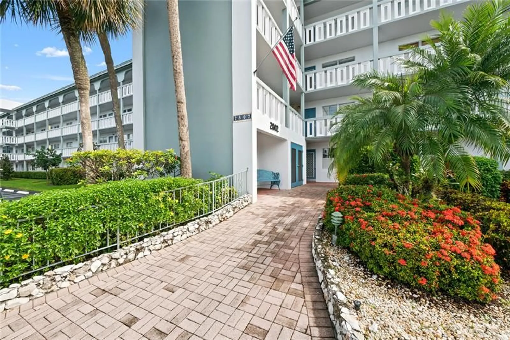 Property Slideshow image 23 of 25 | 2802 victoria way j3, Coconut Creek, FL, 33066