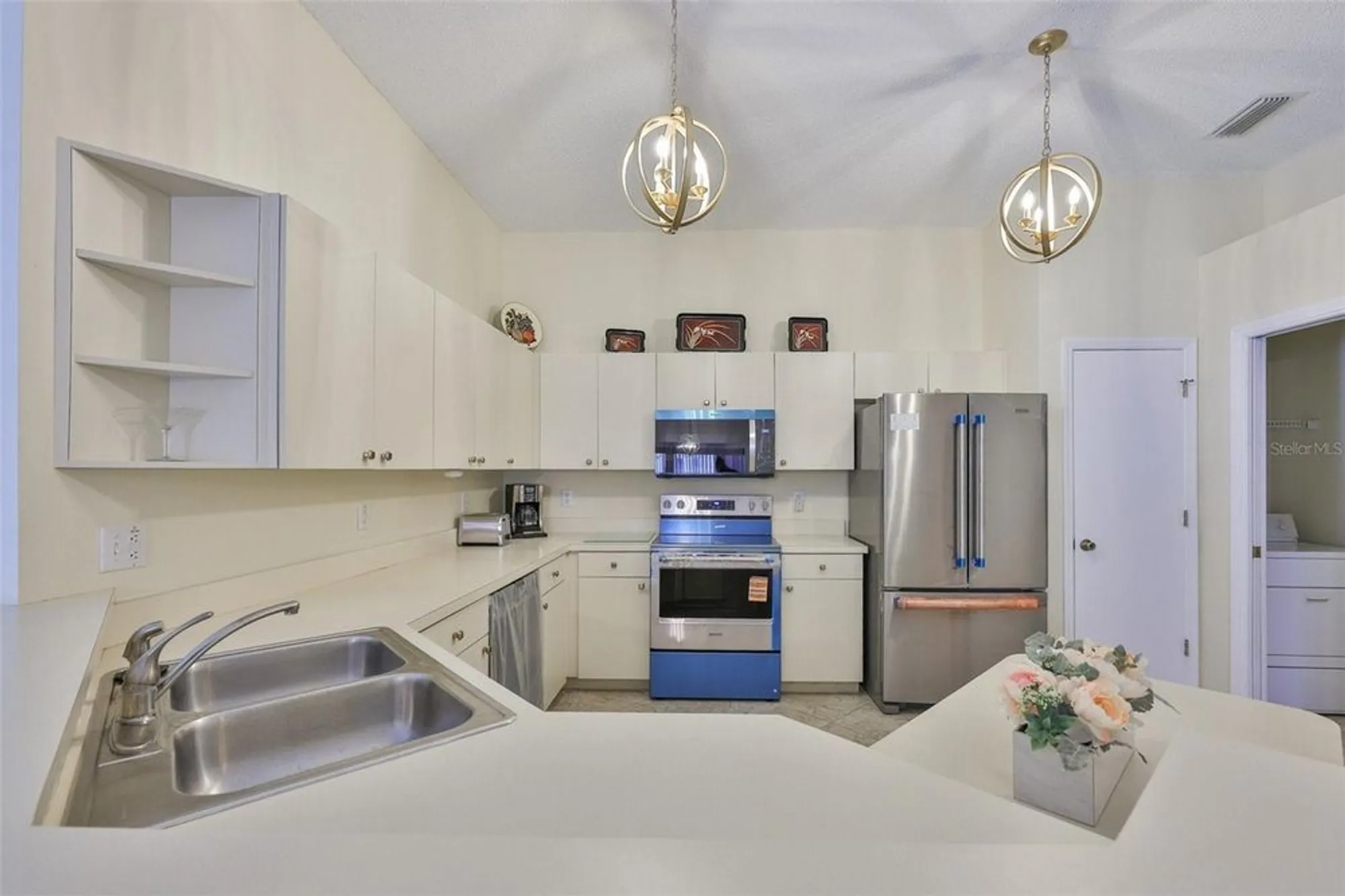 Property Slideshow image 12 of 37 | 2431 nantucket harbor loop # 61, Sun City Center, FL, 33573