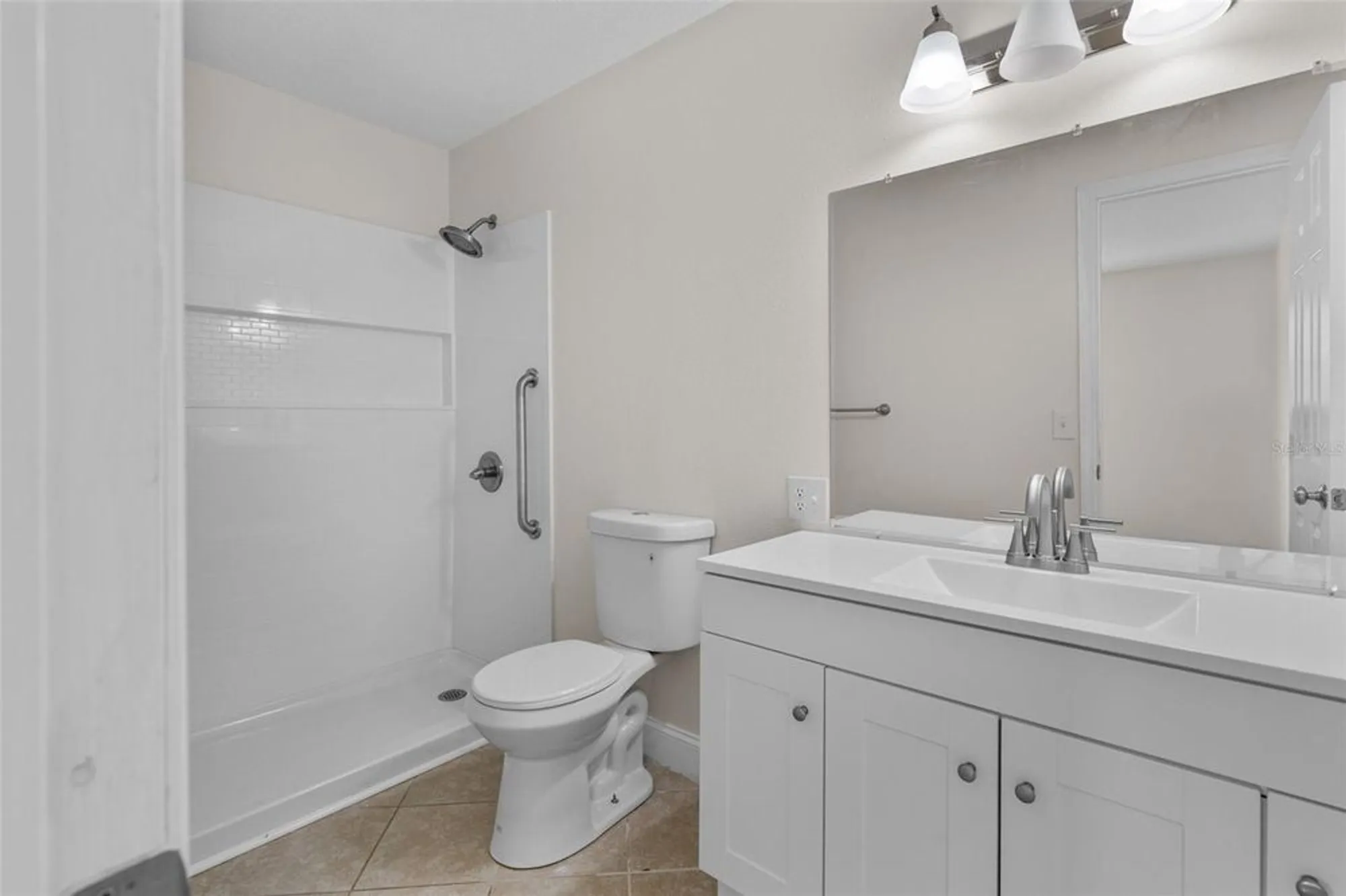 Property Slideshow image 9 of 20 | 183 n hill ave # 90, Deland, FL, 32724