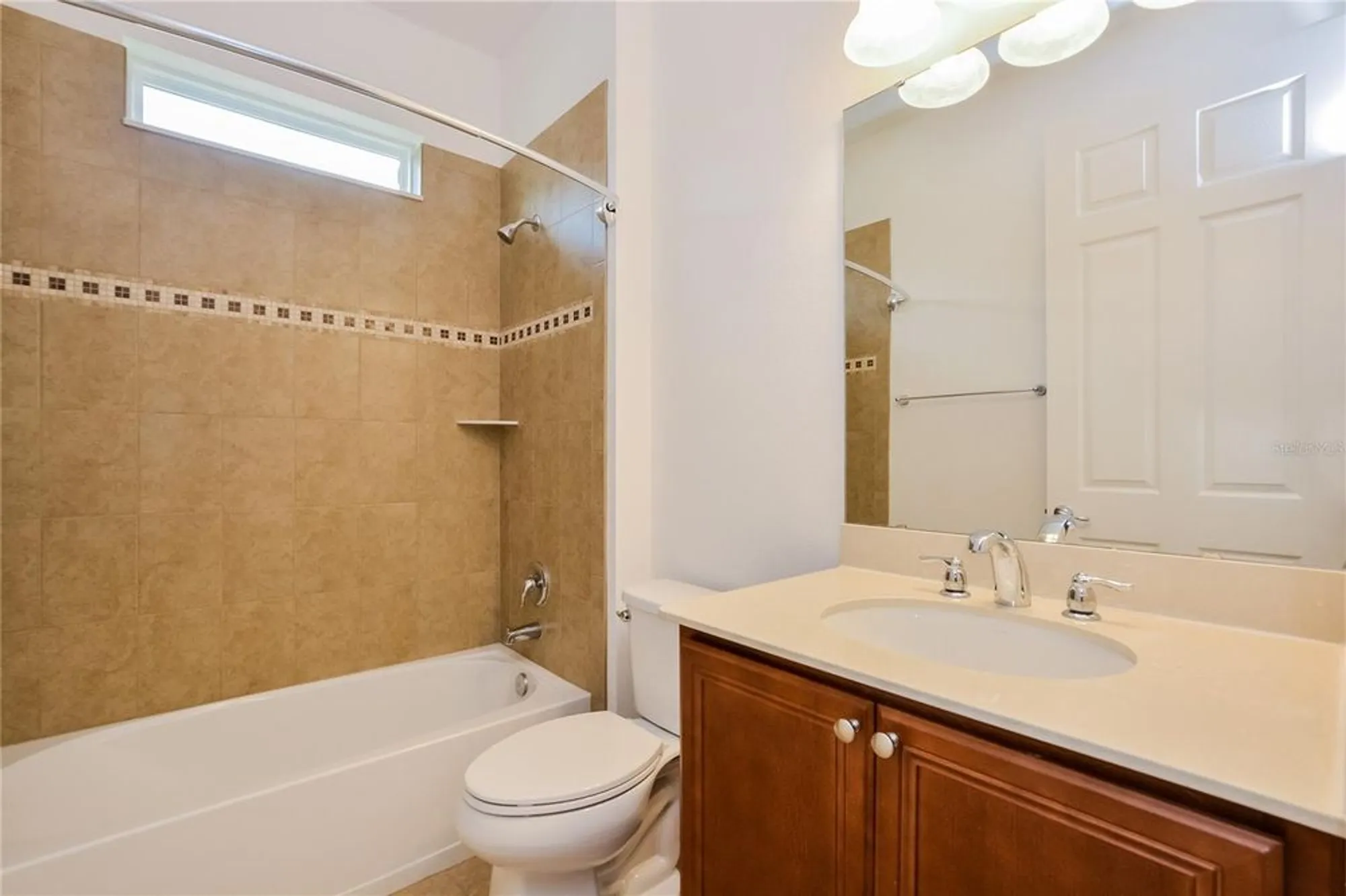 Property Slideshow image 14 of 16 | 1423 harbor ridge dr, Poinciana, FL, 34759