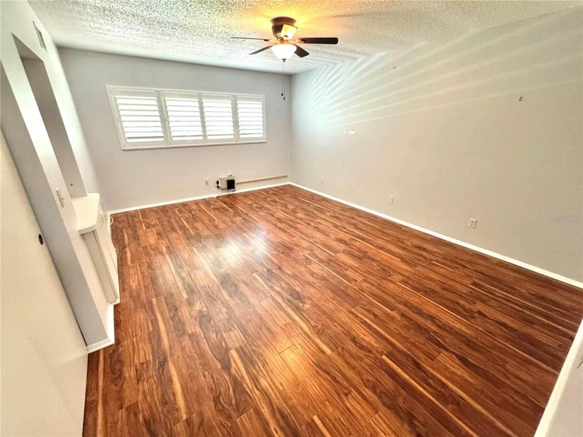 Property Slideshow image 28 of 37 | 2262 swedish dr 6, Clearwater, FL, 33763
