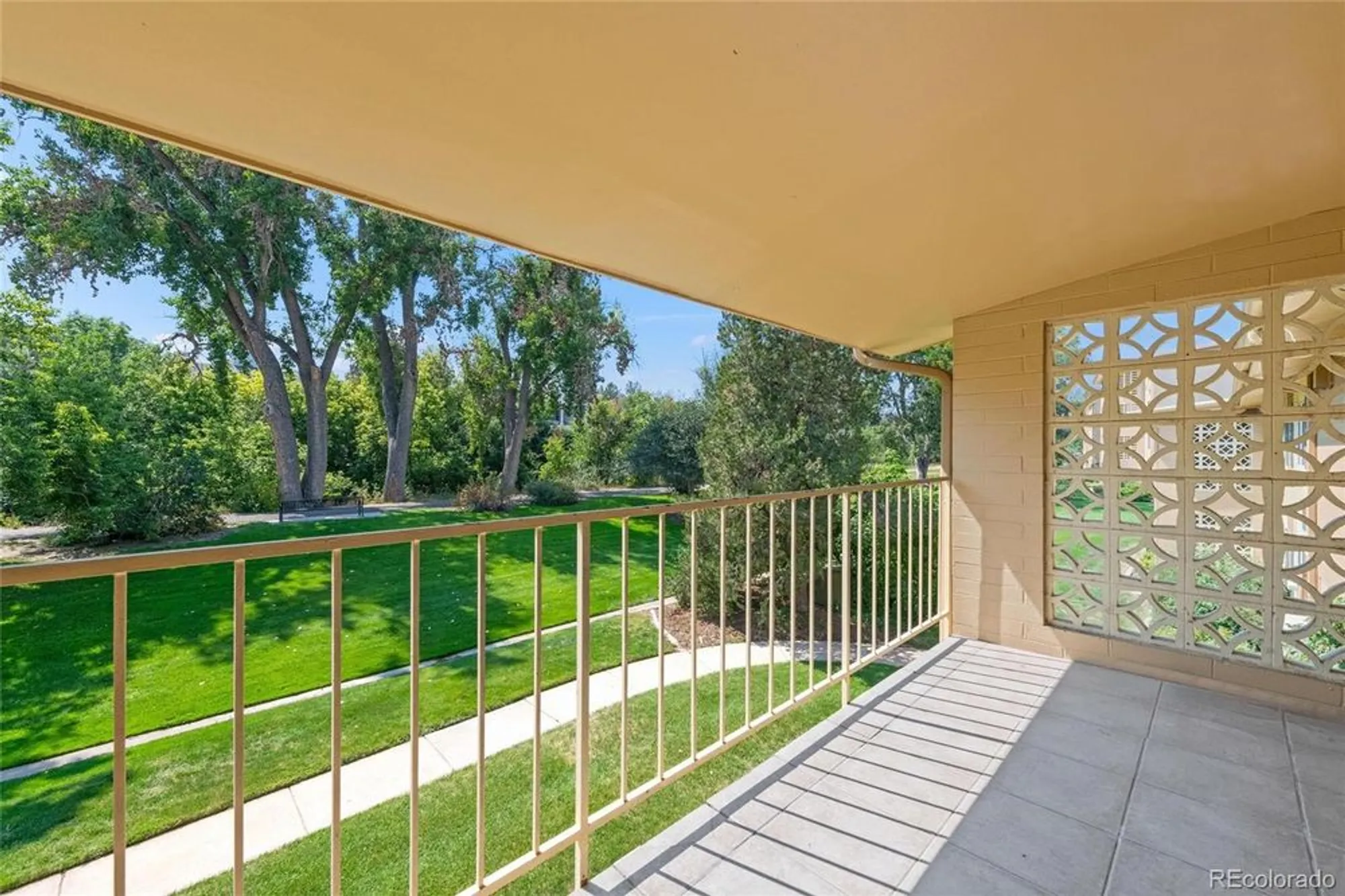 Property Slideshow image 15 of 19 | 765 s alton way 6b, Denver, CO, 80247