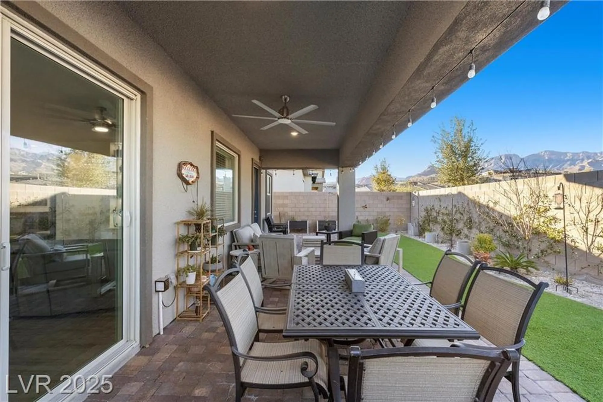 Property Slideshow image 39 of 55 | 12476 heritage bend dr, Las Vegas, NV, 89138