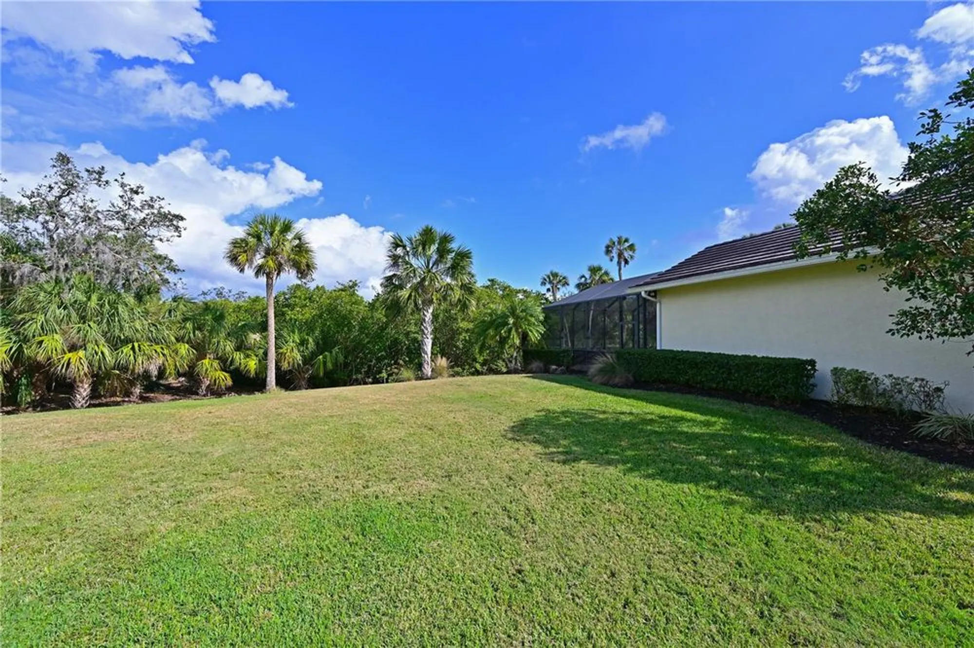 Property Slideshow image 36 of 64 | 931 mangrove edge ct, Bradenton, FL, 34208