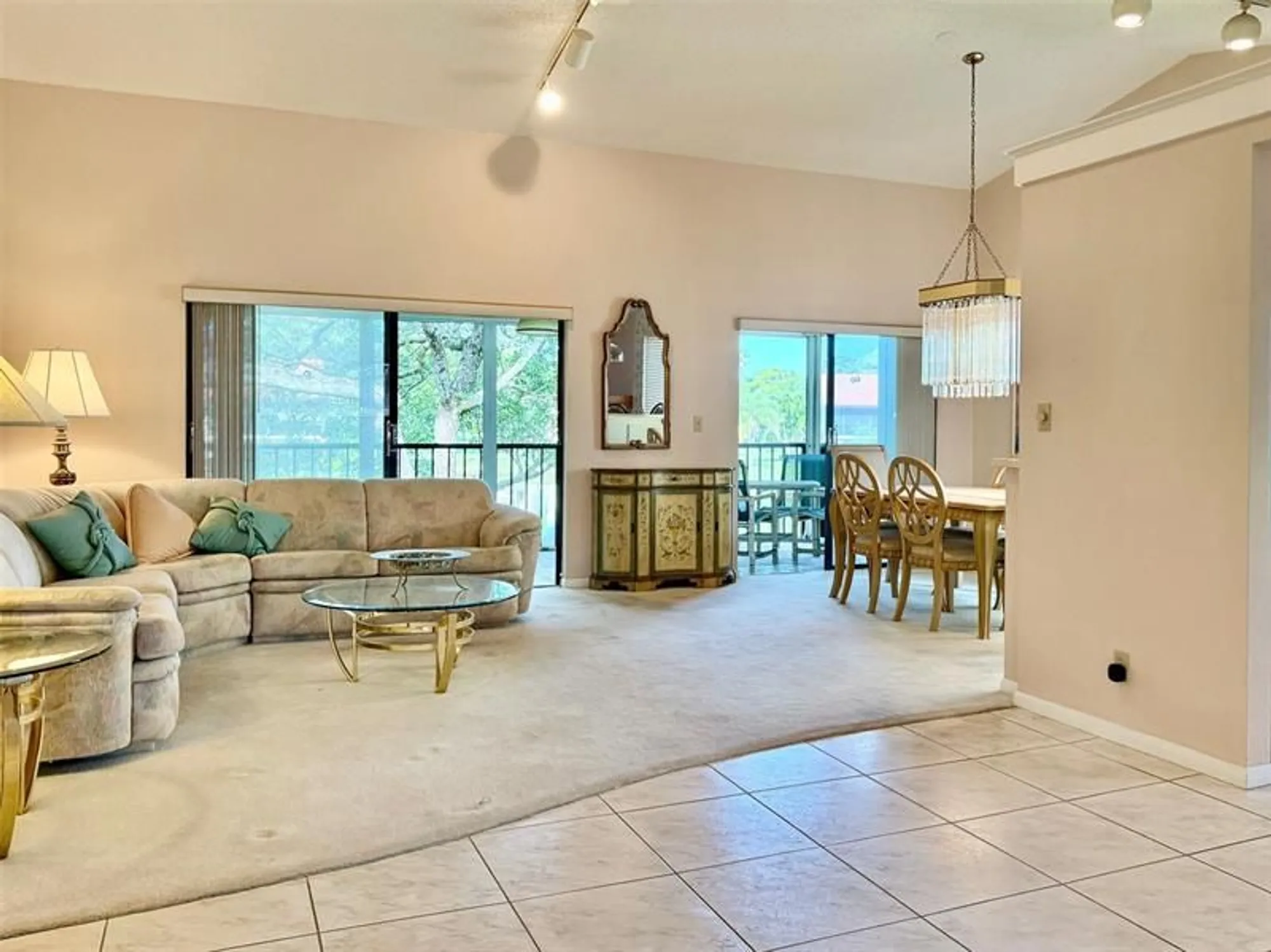 Property Slideshow image 6 of 36 | 10851 palm lake ave 202, Boynton Beach, FL, 33437