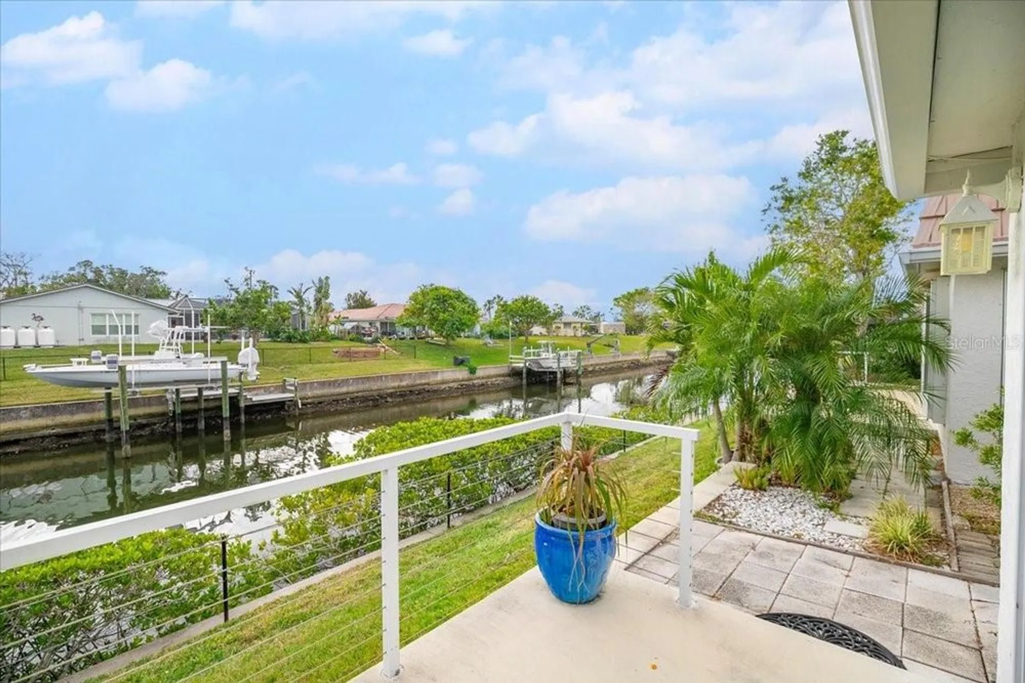 Property Slideshow image 1 of 43 | 2322 riverbluff pkwy # v250, Sarasota, FL, 34231