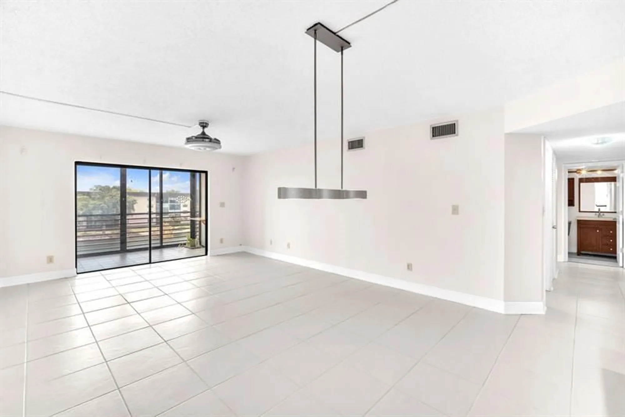 Property Slideshow image 2 of 26 | 4930 e sabal palm blvd 414, Tamarac, FL, 33319