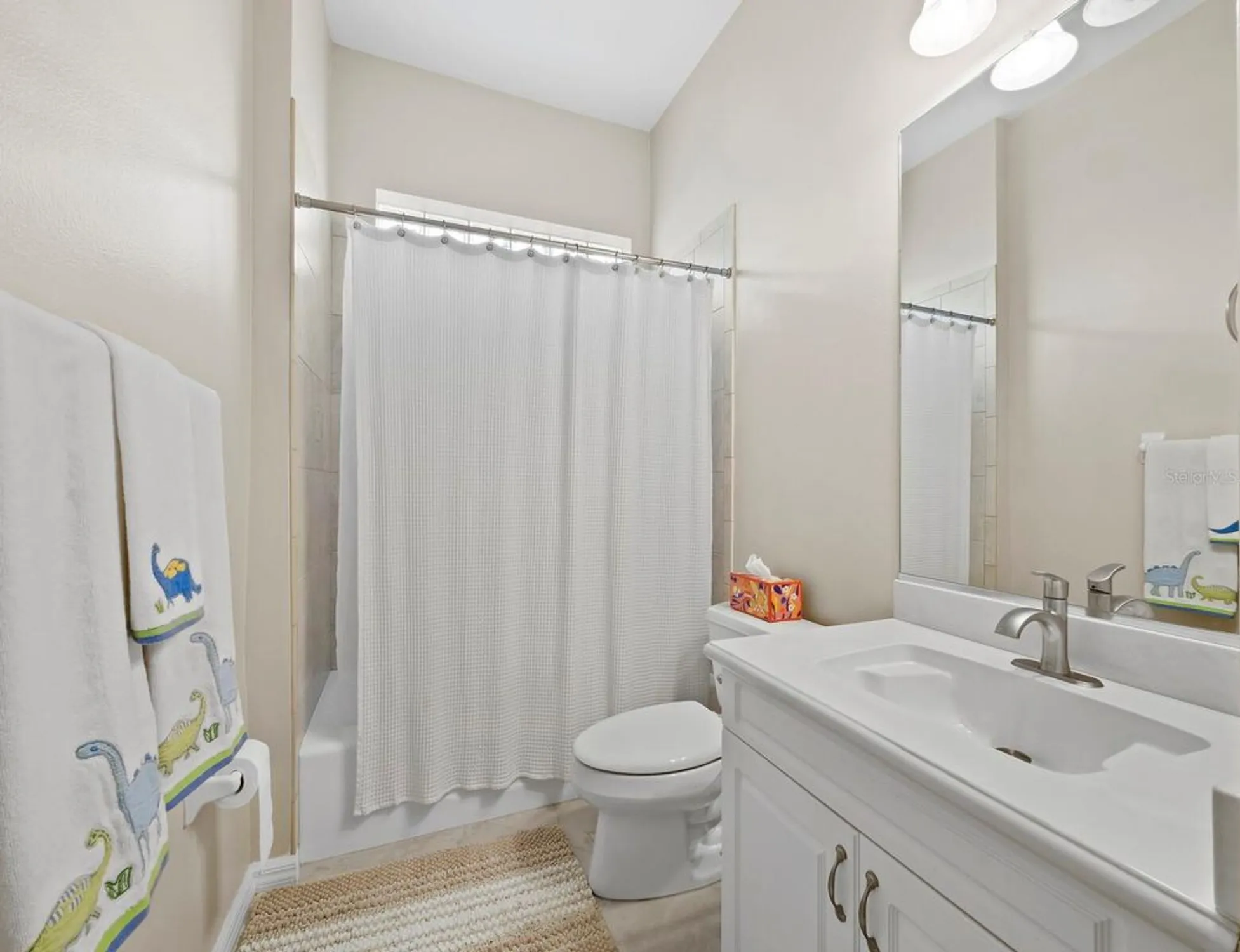 Property Slideshow image 33 of 60 | 6643 butlers crest dr, Bradenton, FL, 34203