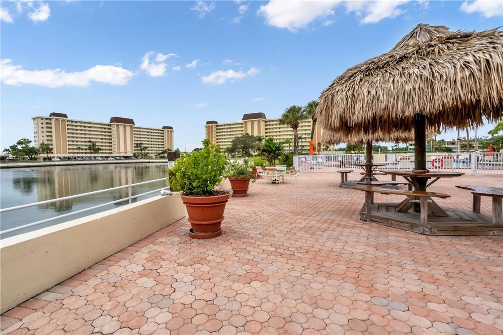 Property Slideshow image 29 of 33 | 4550 cove cir apt 1003, St Petersburg, FL, 33708
