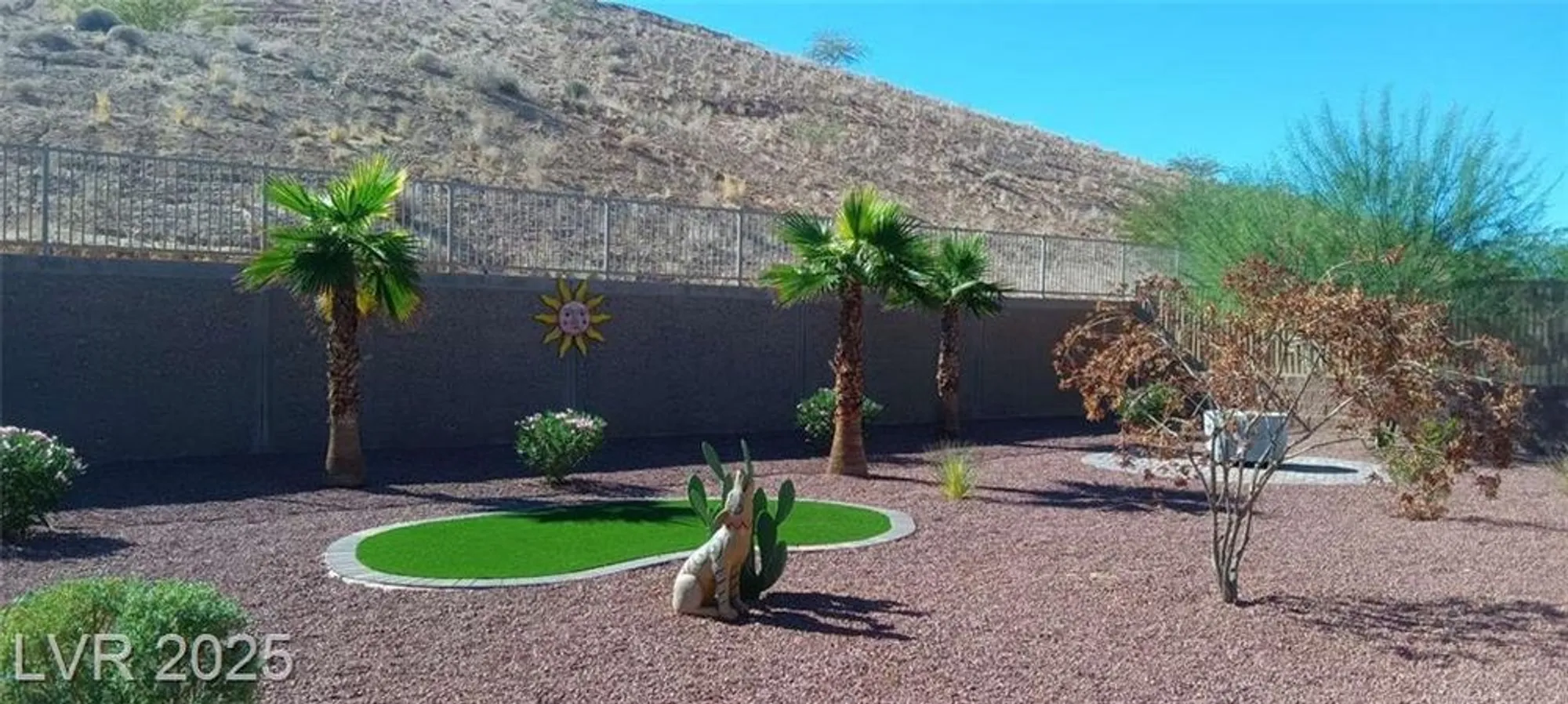 Property Slideshow image 16 of 19 | 938 overlook ln, Mesquite, NV, 89027