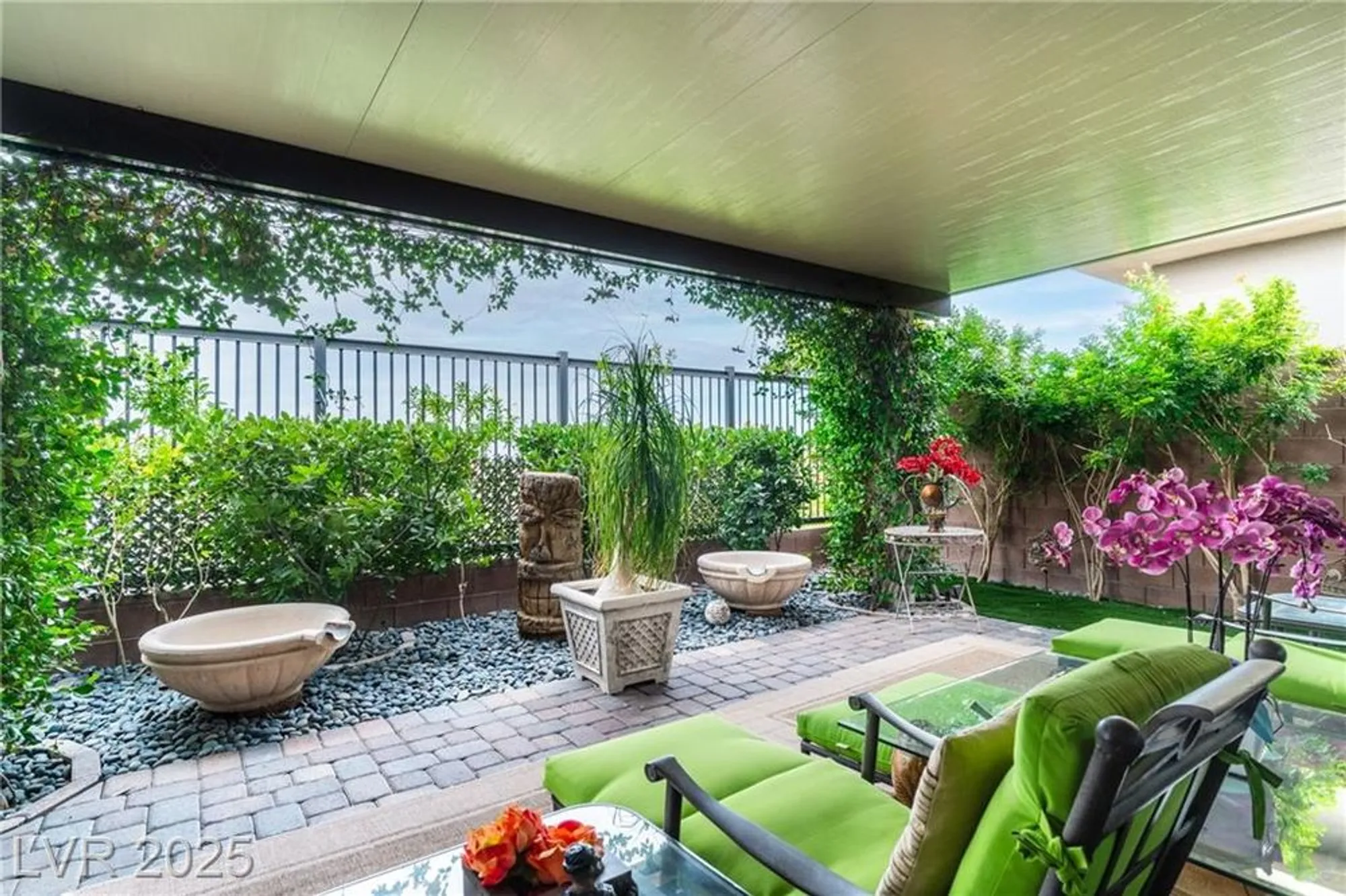 Property Slideshow image 54 of 93 | 6826 regency crest ave, Las Vegas, NV, 89148