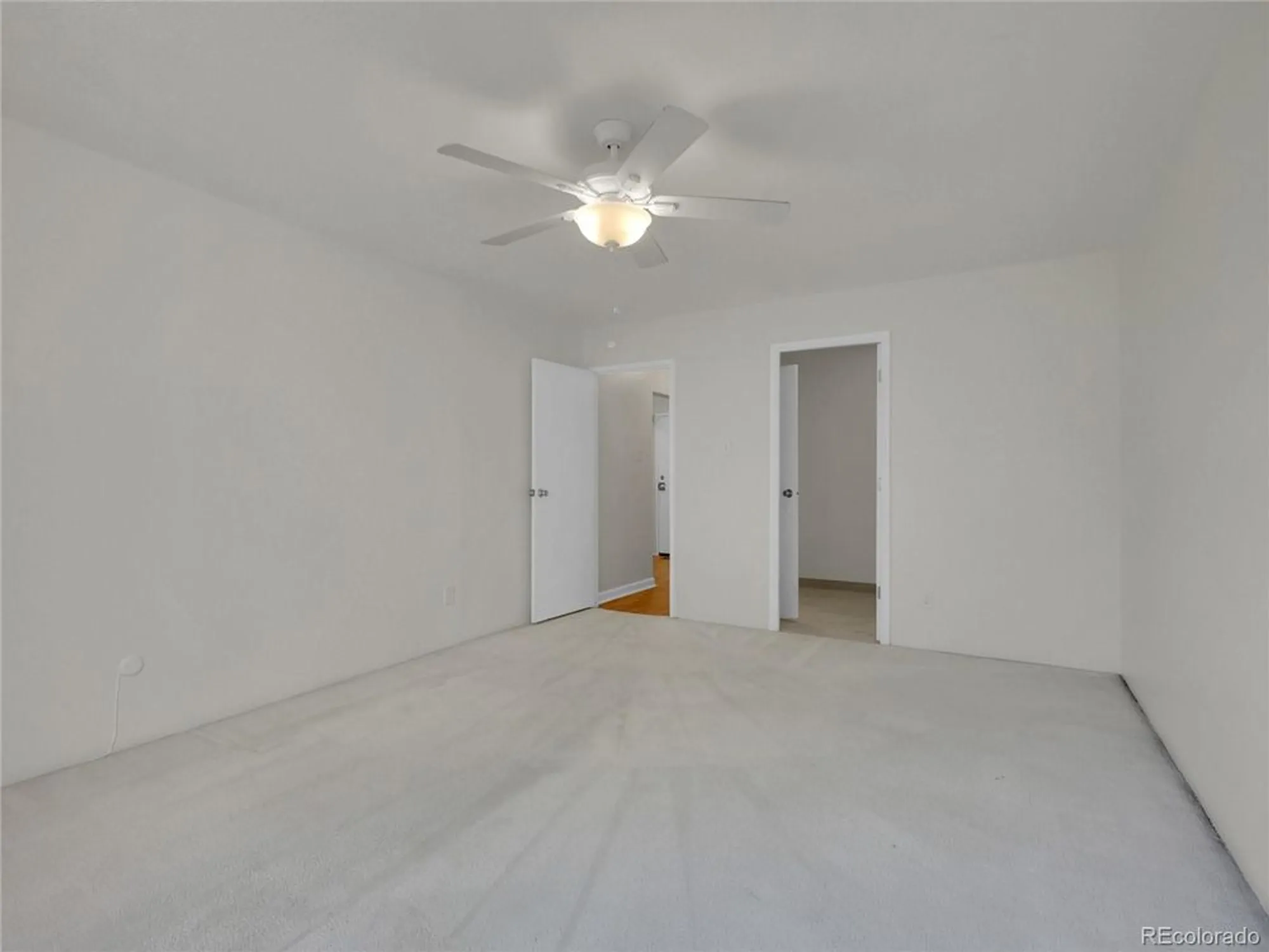 Property Slideshow image 12 of 40 | 3144 s wheeling way apt 206, Aurora, CO, 80014