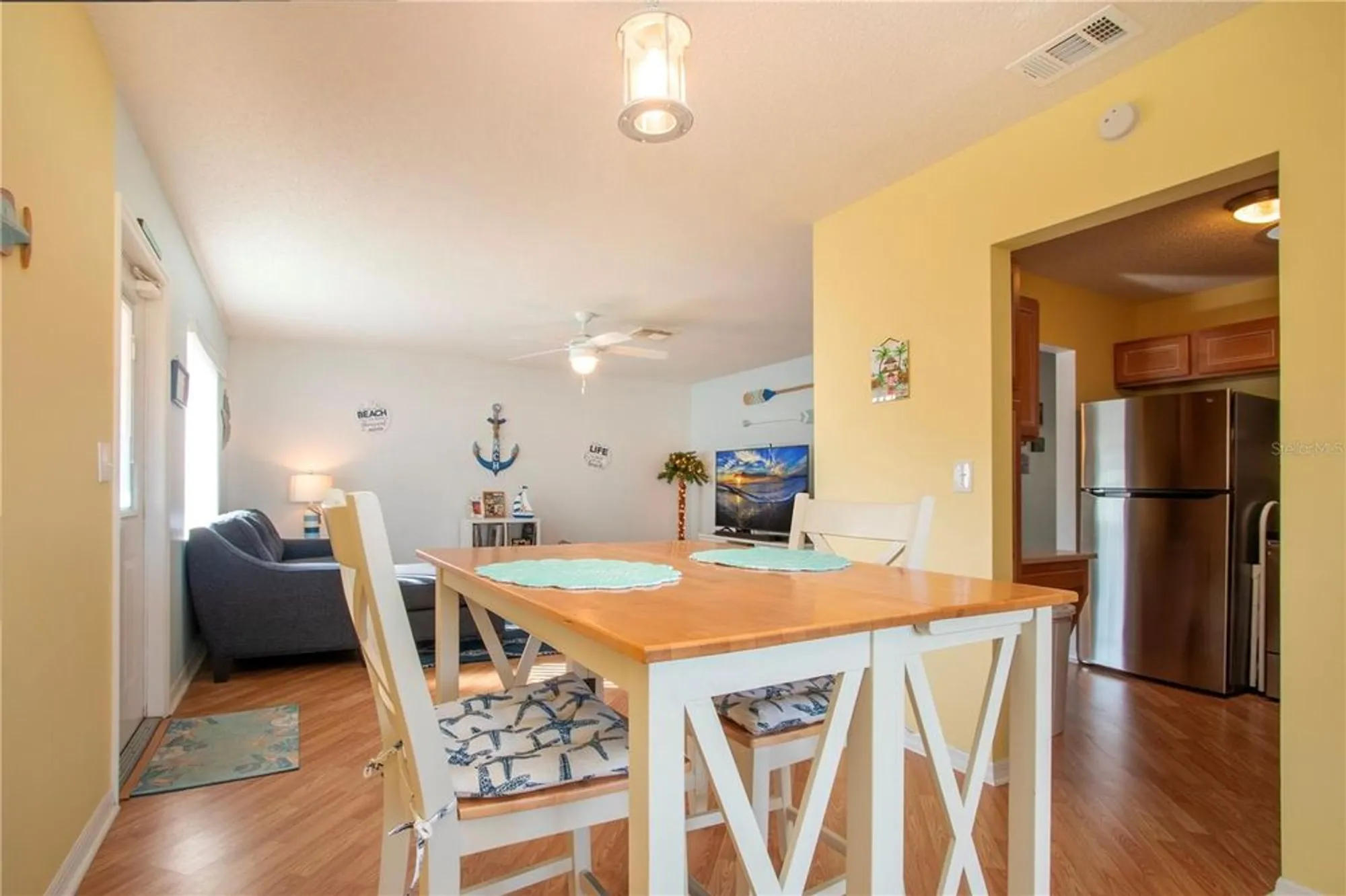 Property Slideshow image 18 of 49 | 1804 foxhunt dr b, Sun City Center, FL, 33573