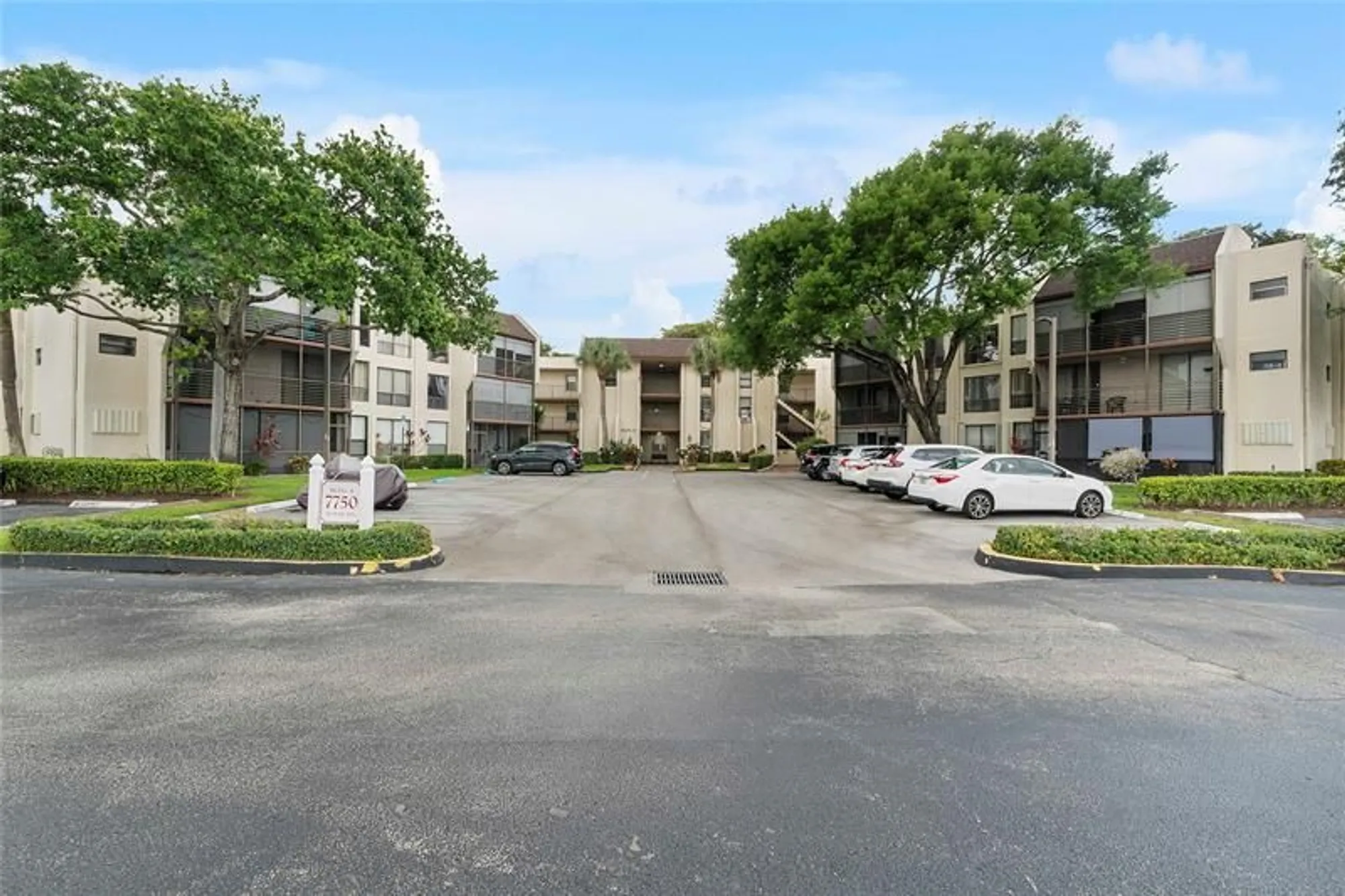 Property Slideshow image 1 of 13 | 7750 w mcnab rd 203, Tamarac, FL, 33321