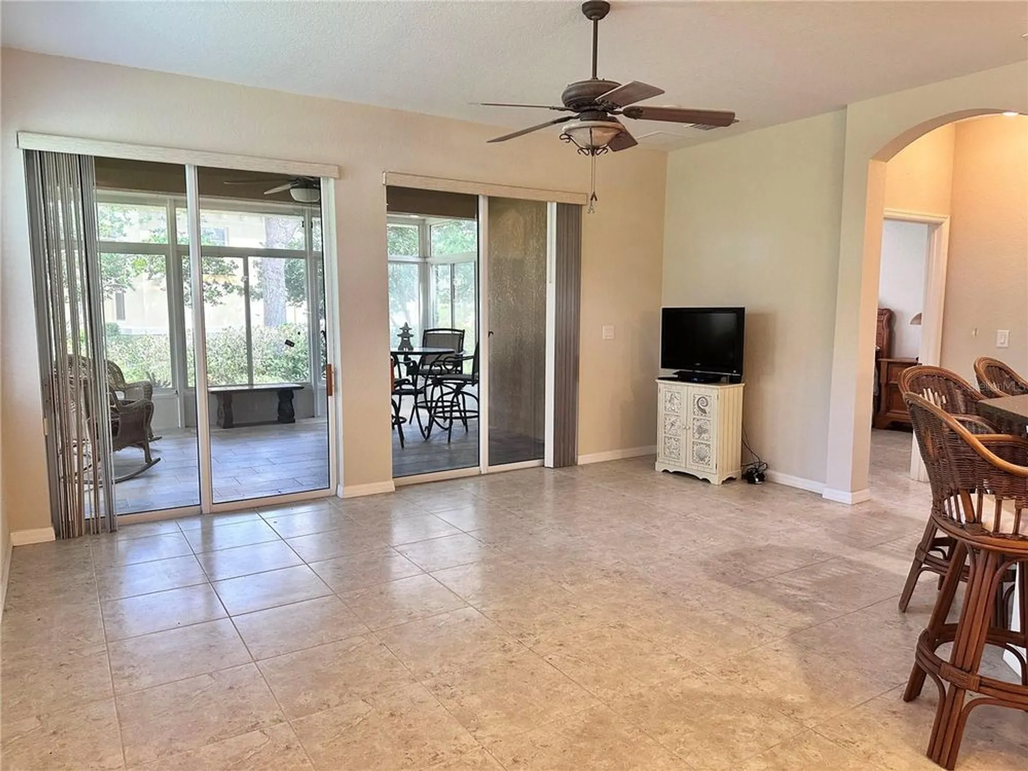 Property Slideshow image 4 of 25 | 2037 sifield greens way, Sun City Center, FL, 33573