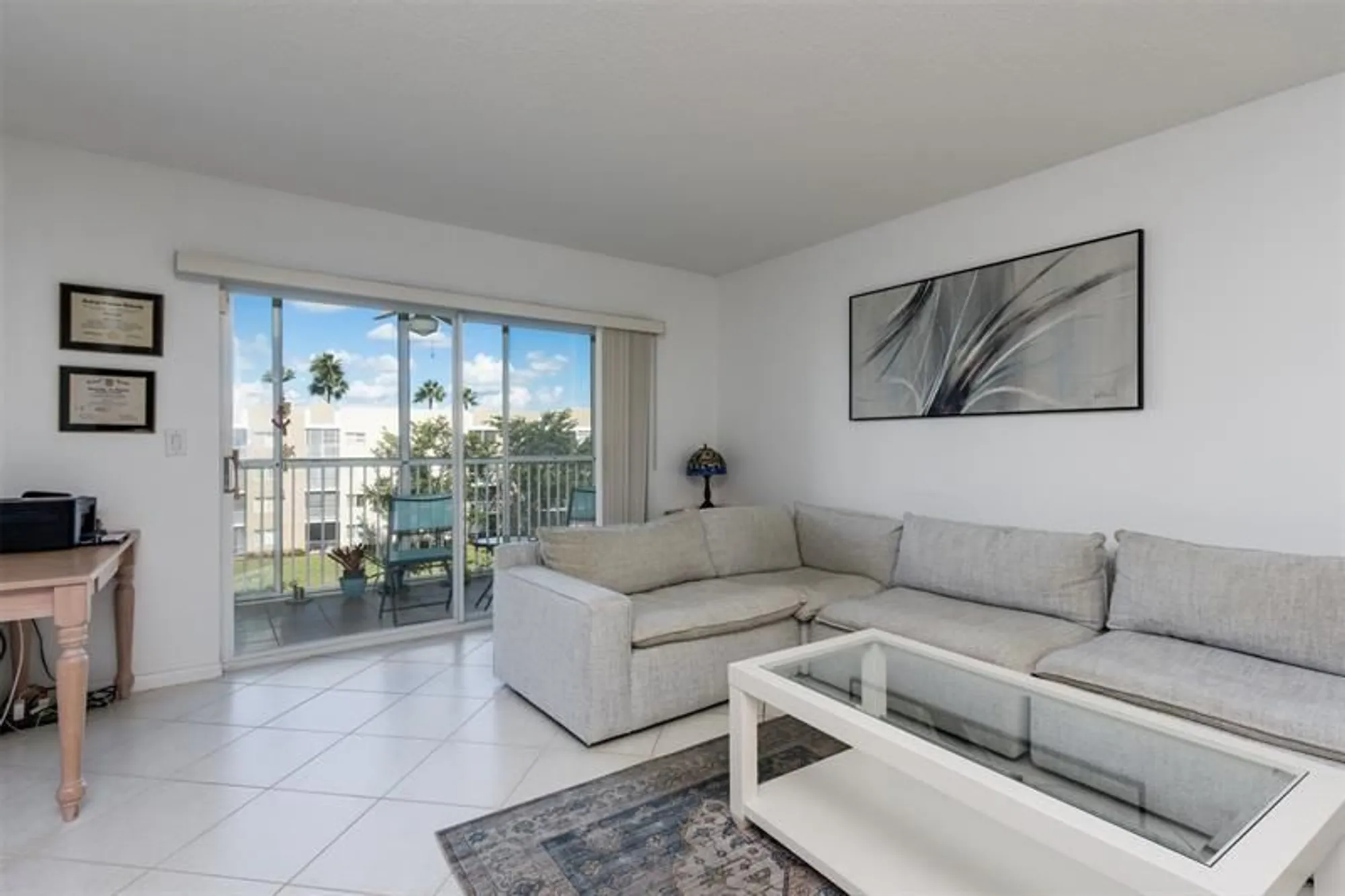 Property Slideshow image 8 of 39 | 9537 weldon cir apt 404, Fort Lauderdale, FL, 33321