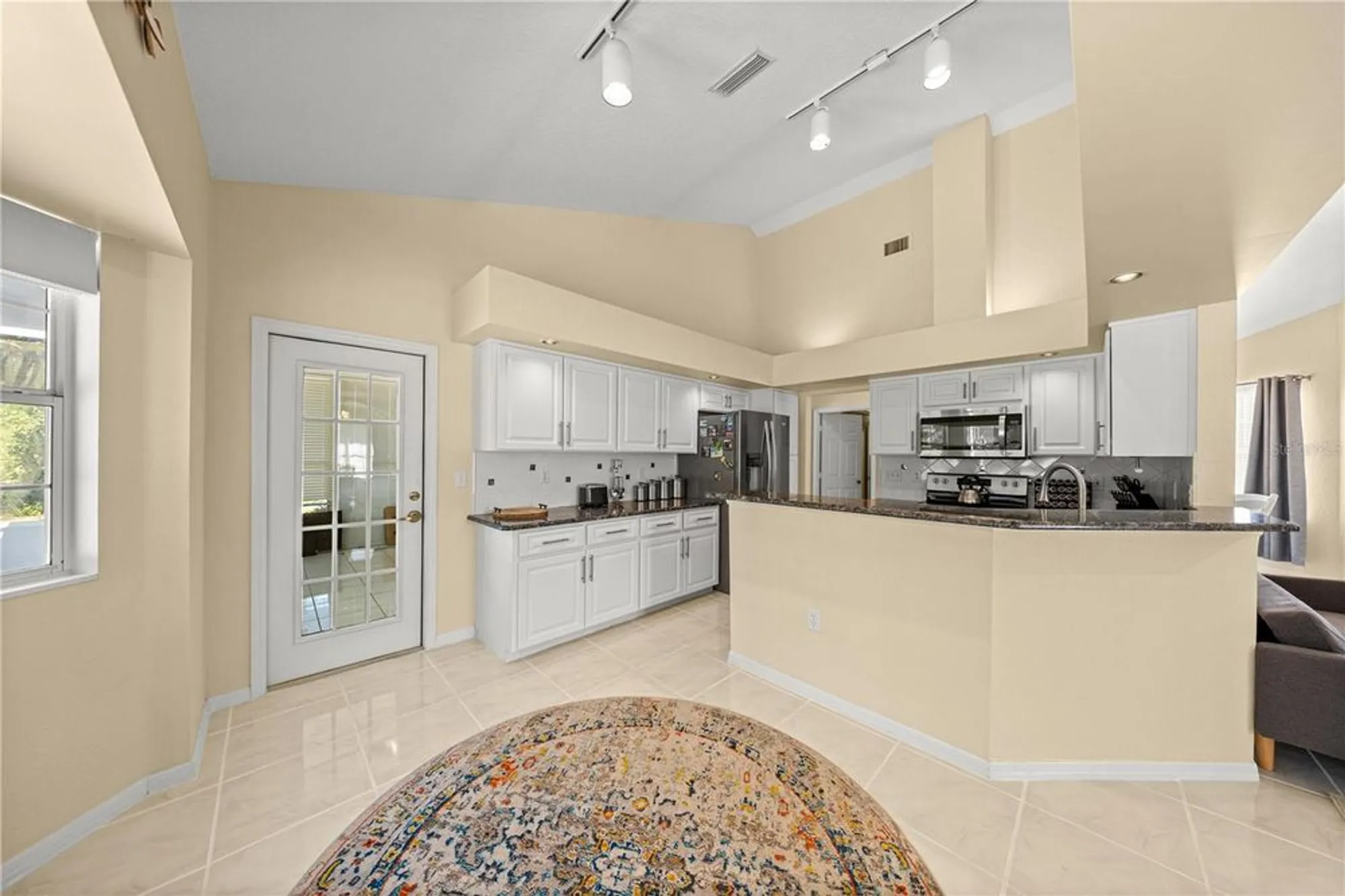 Property Slideshow image 10 of 40 | 11594 sw 75th cir, Ocala, FL, 34476