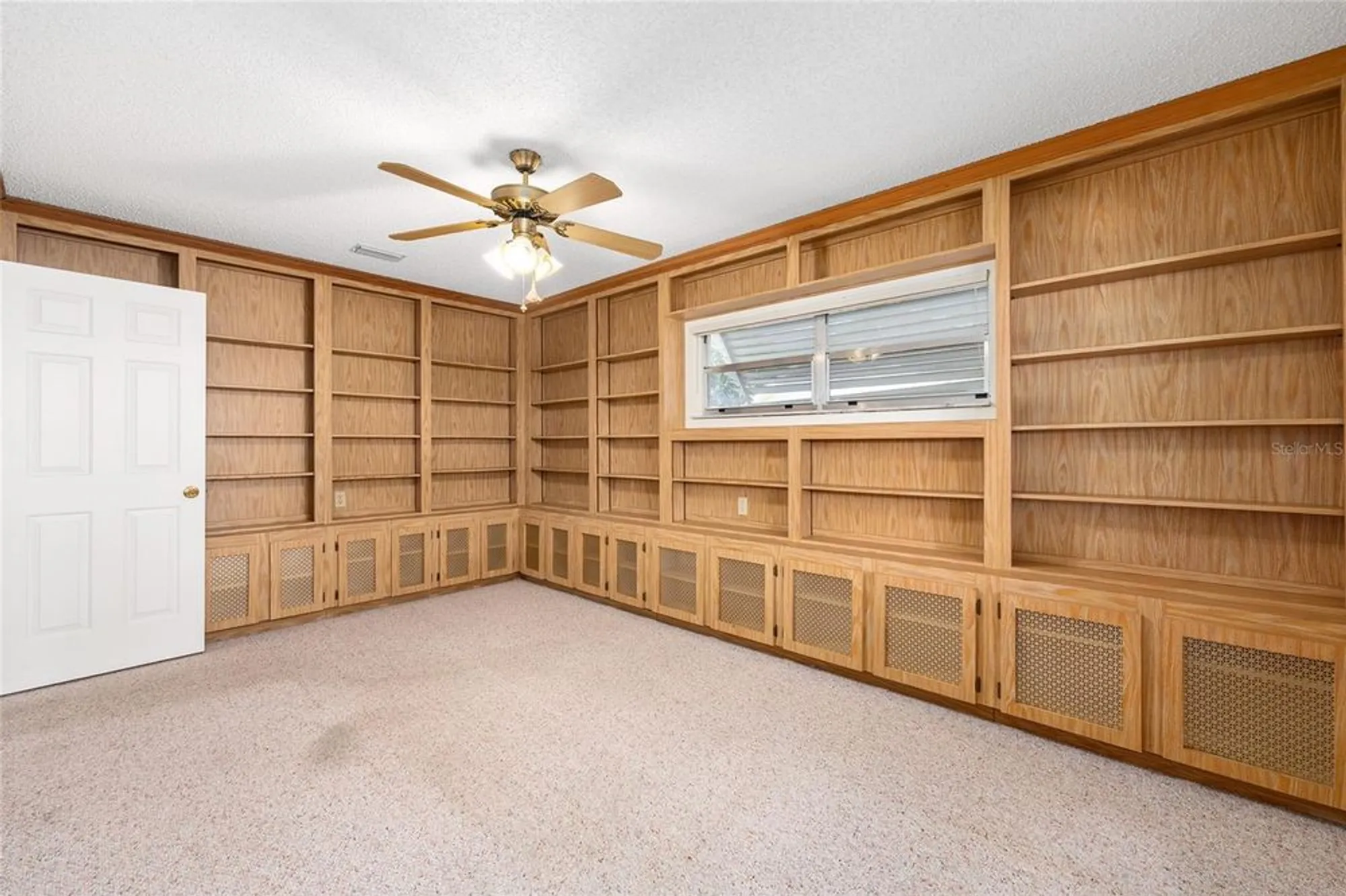 Property Slideshow image 37 of 46 | 8552 sw 92nd ln d, Ocala, FL, 34481