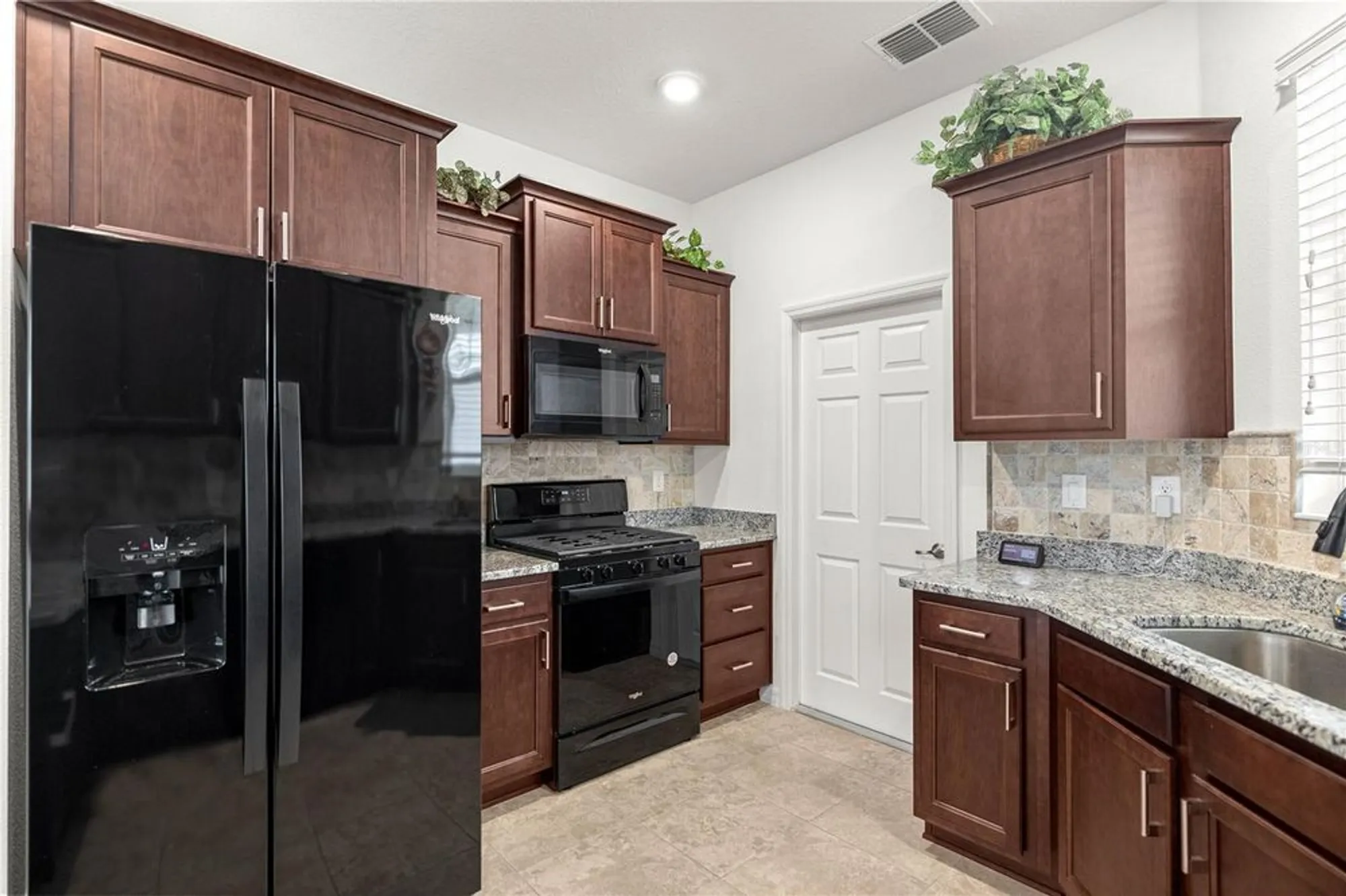 Property Slideshow image 10 of 25 | 7881 sw 89th loop, Ocala, FL, 34476