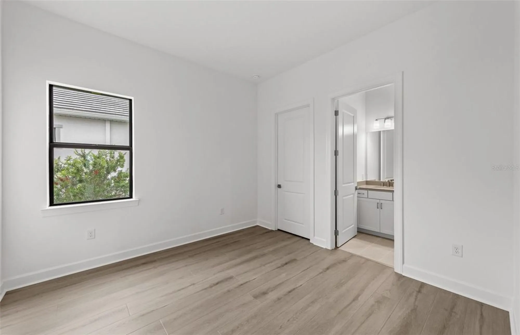 Property Slideshow image 22 of 30 | 4834 empire landing run, Lakewood Ranch, FL, 34211