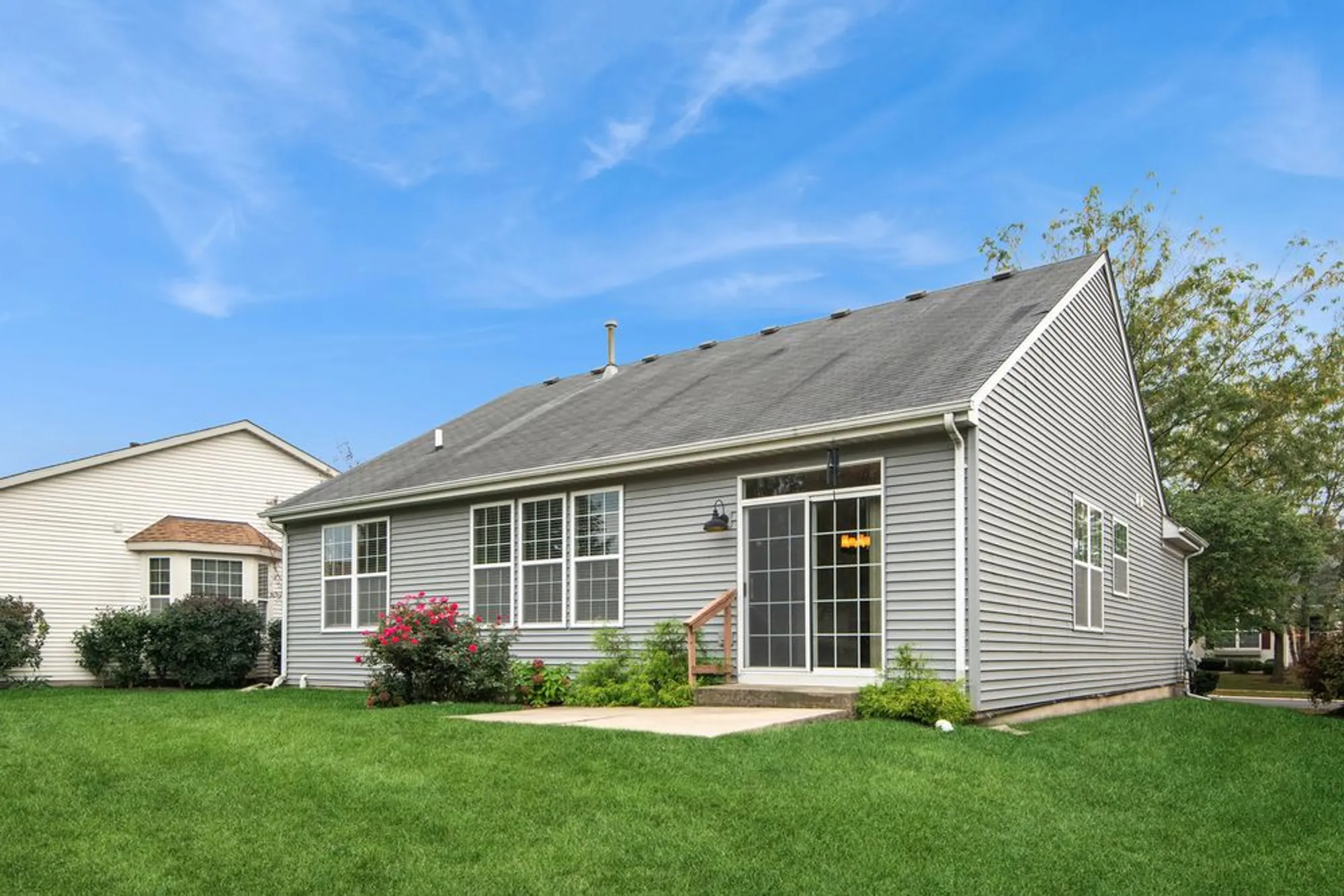 Property Slideshow image 16 of 19 | 21308 brush lake dr, Crest Hill, IL, 60403