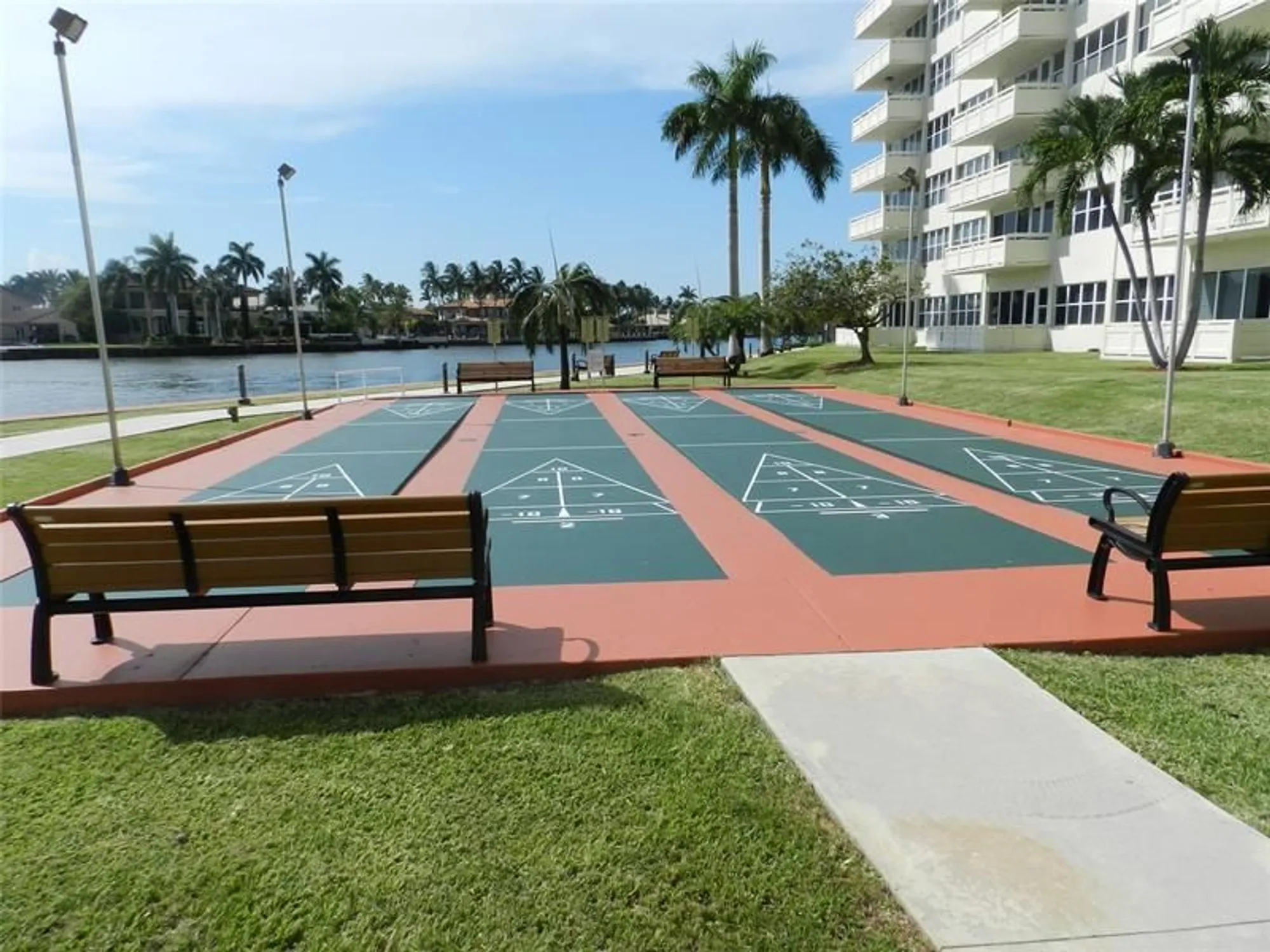 Property Slideshow image 28 of 34 | 3200 ne 36th st apt 1612a, Fort Lauderdale, FL, 33308