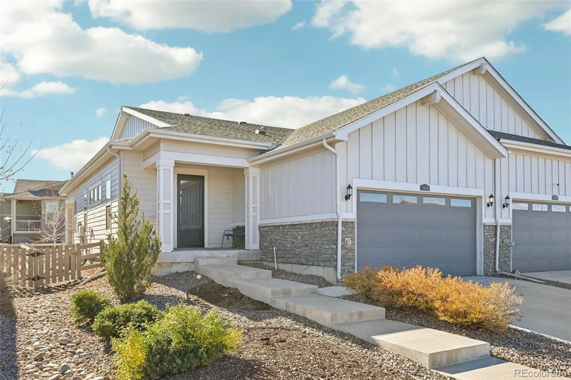 Property Slideshow image 3 of 50 | 7834 plateau creek ln, Littleton, CO, 80125