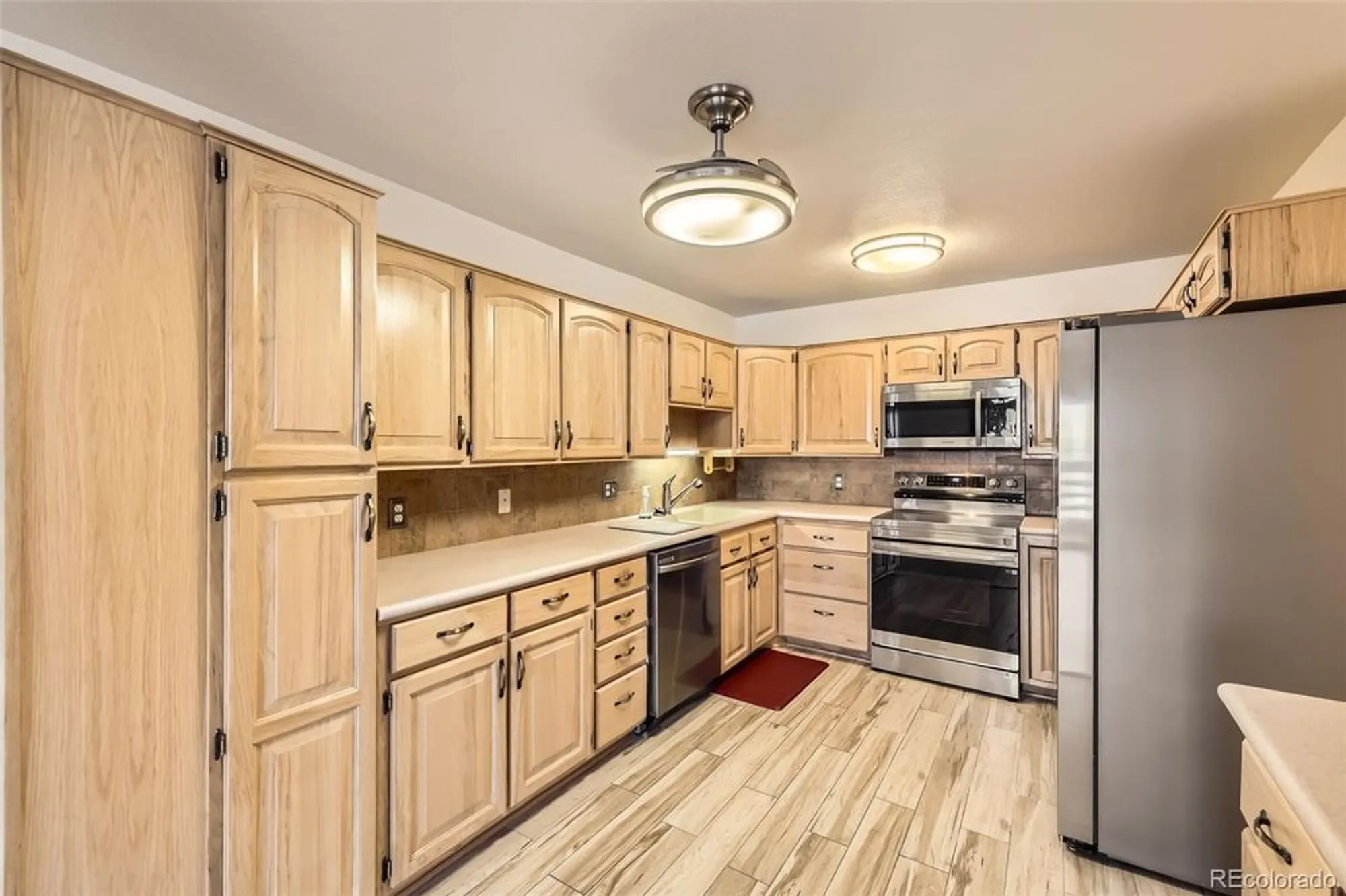 Property Slideshow image 9 of 32 | 9335 e center ave 4b, Denver, CO, 80247