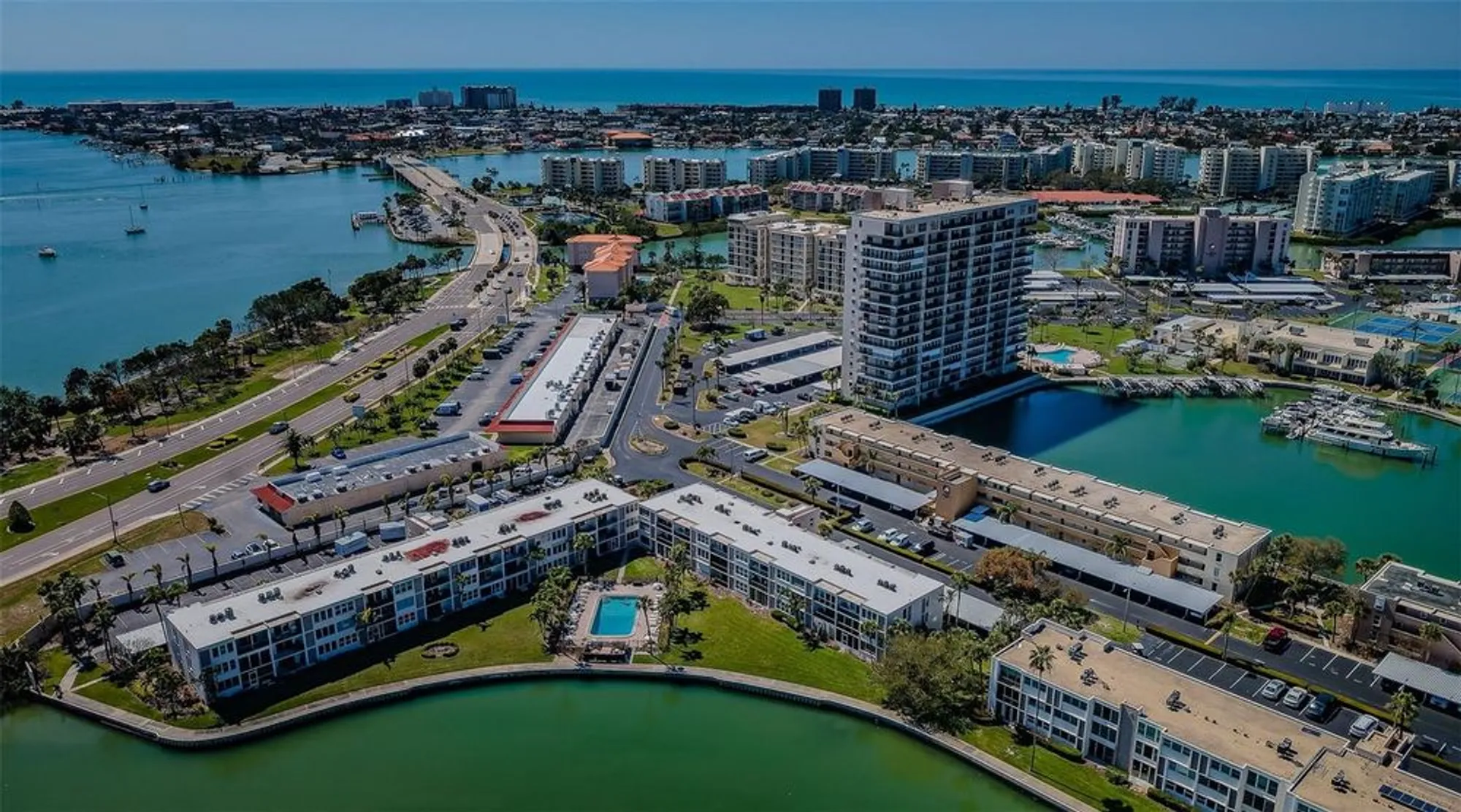 Property Slideshow image 50 of 90 | 7420 bay island dr 171, South Pasadena, FL, 33707