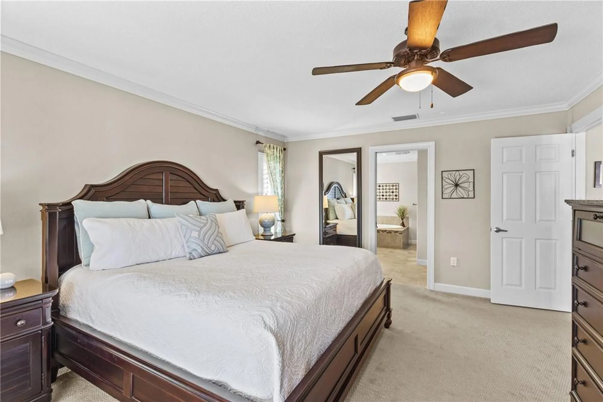 Property Slideshow image 26 of 64 | 557 warwick ct, Venice, FL, 34293