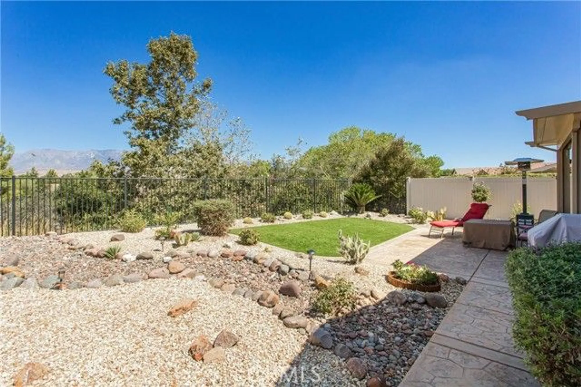 Property Slideshow image 24 of 50 | 1476 signal peak, Beaumont, CA, 92223