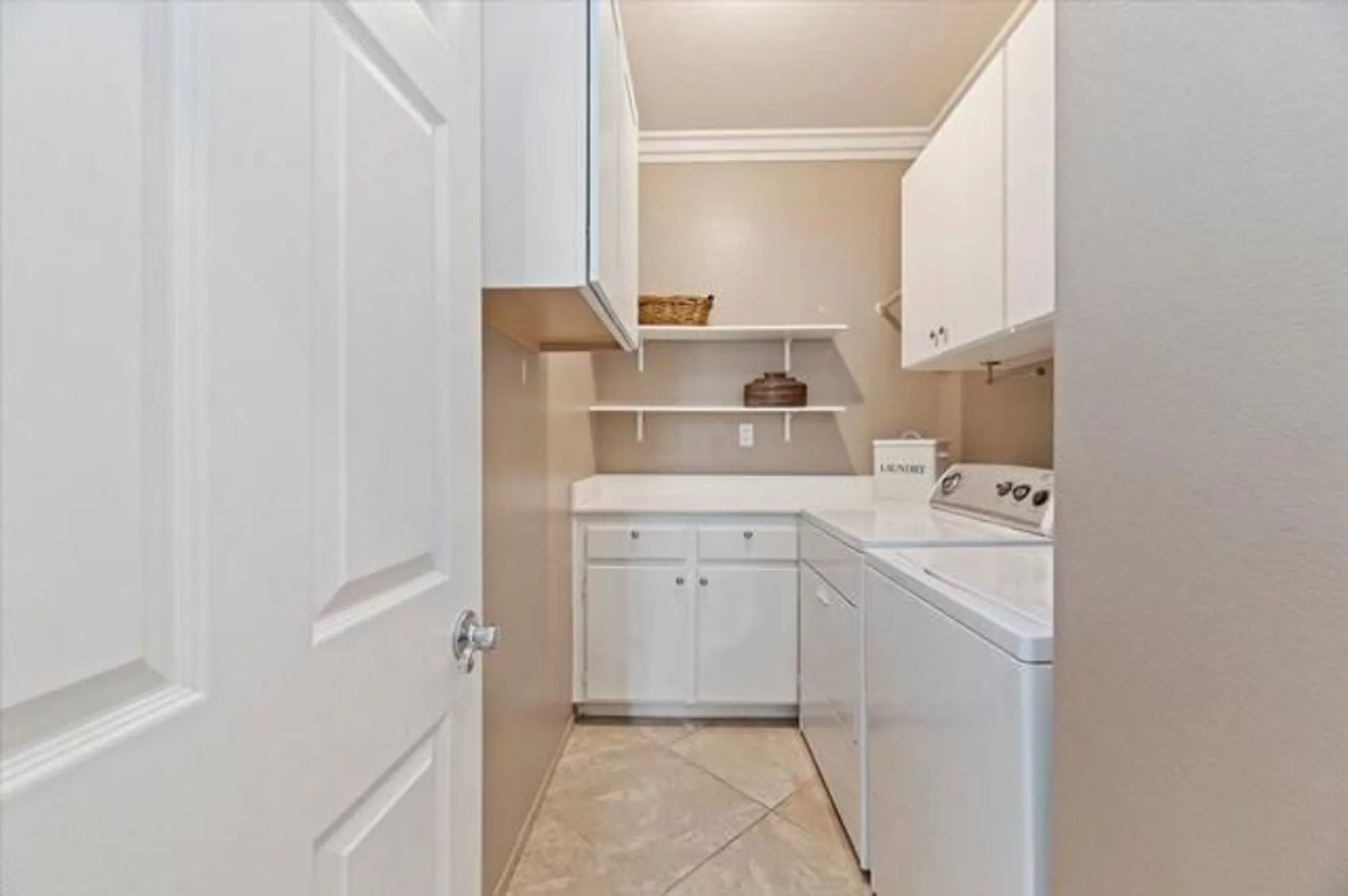 Property Slideshow image 22 of 37 | 28026 crystal spring dr, Menifee, CA, 92584