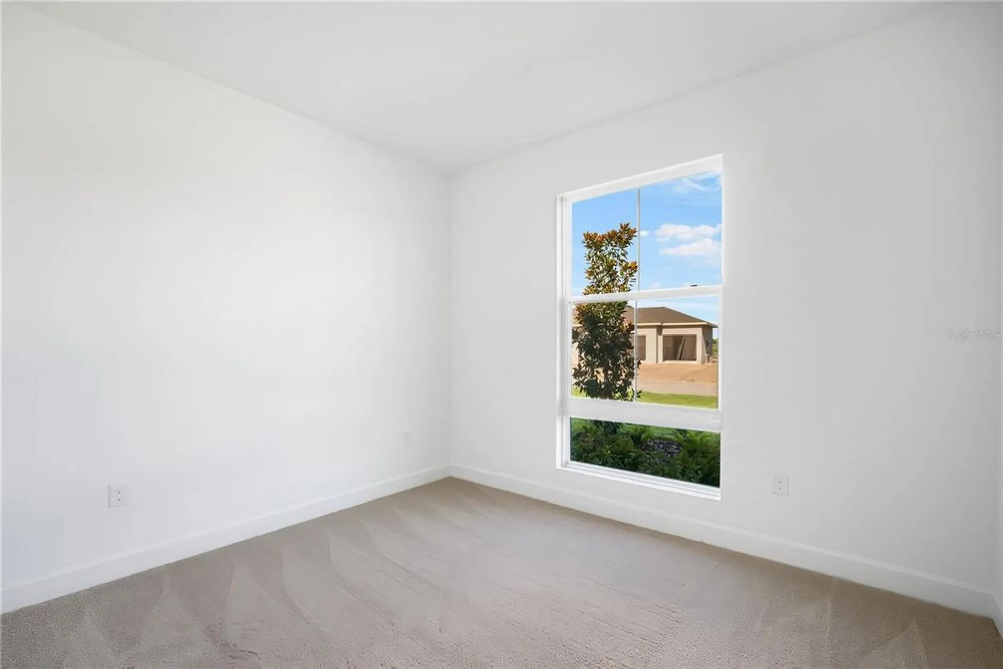 Property Slideshow image 23 of 39 | 9071 players dr, Weeki Wachee, FL, 34613