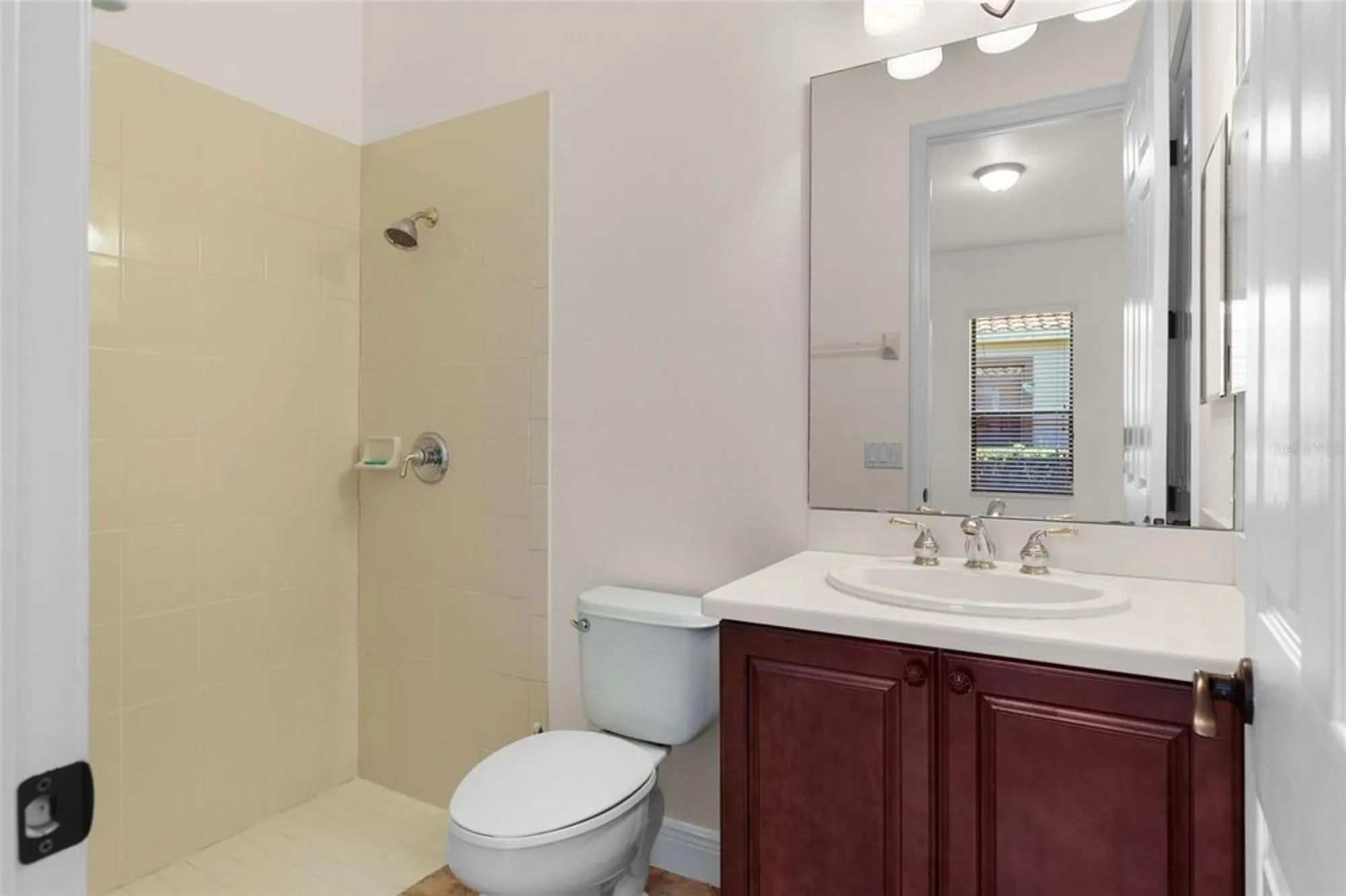 Property Slideshow image 21 of 36 | 619 tapatio ln, Kissimmee, FL, 34759