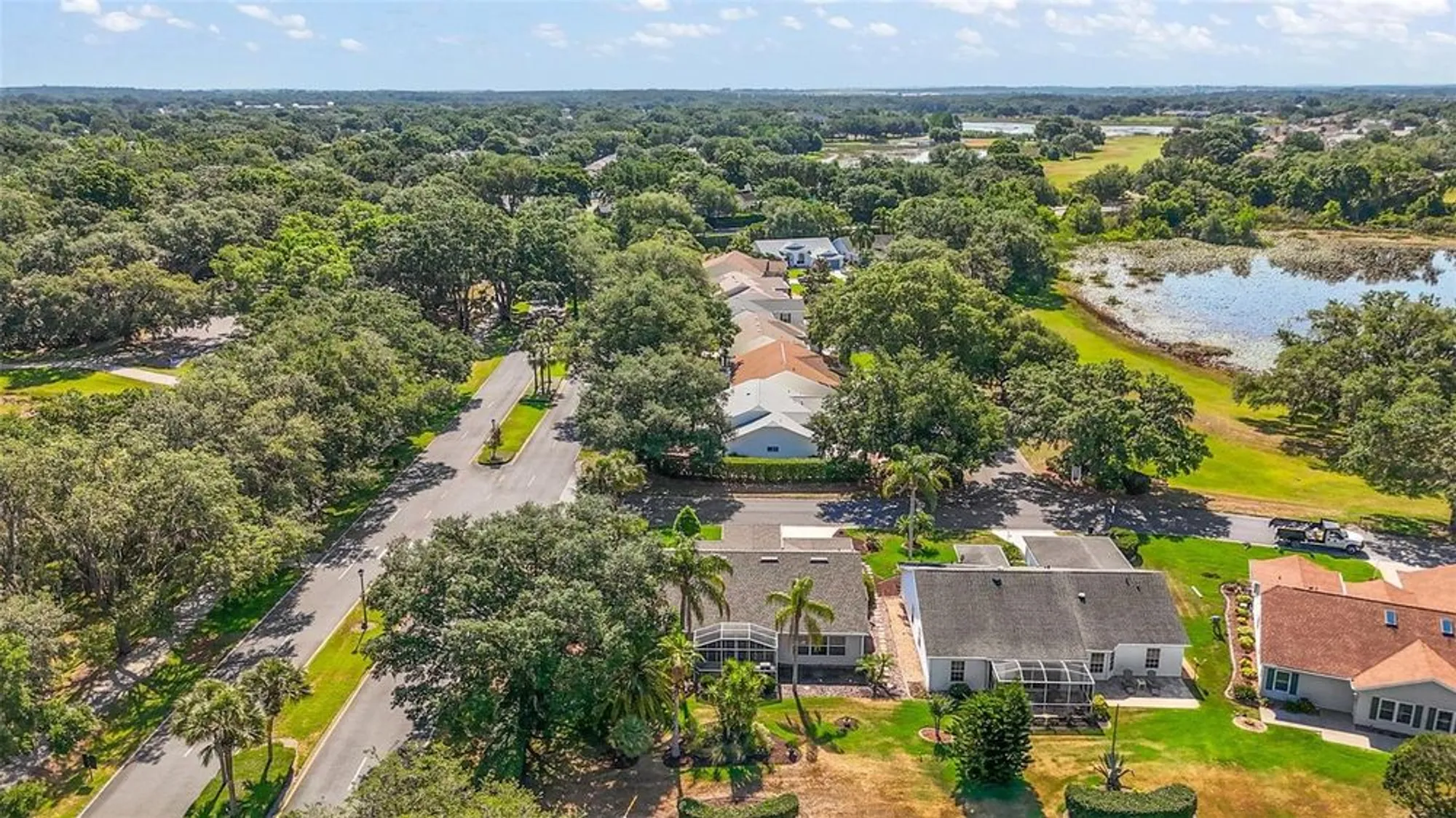 Property Slideshow image 8 of 36 | 25129 riverwalk dr, Leesburg, FL, 34748