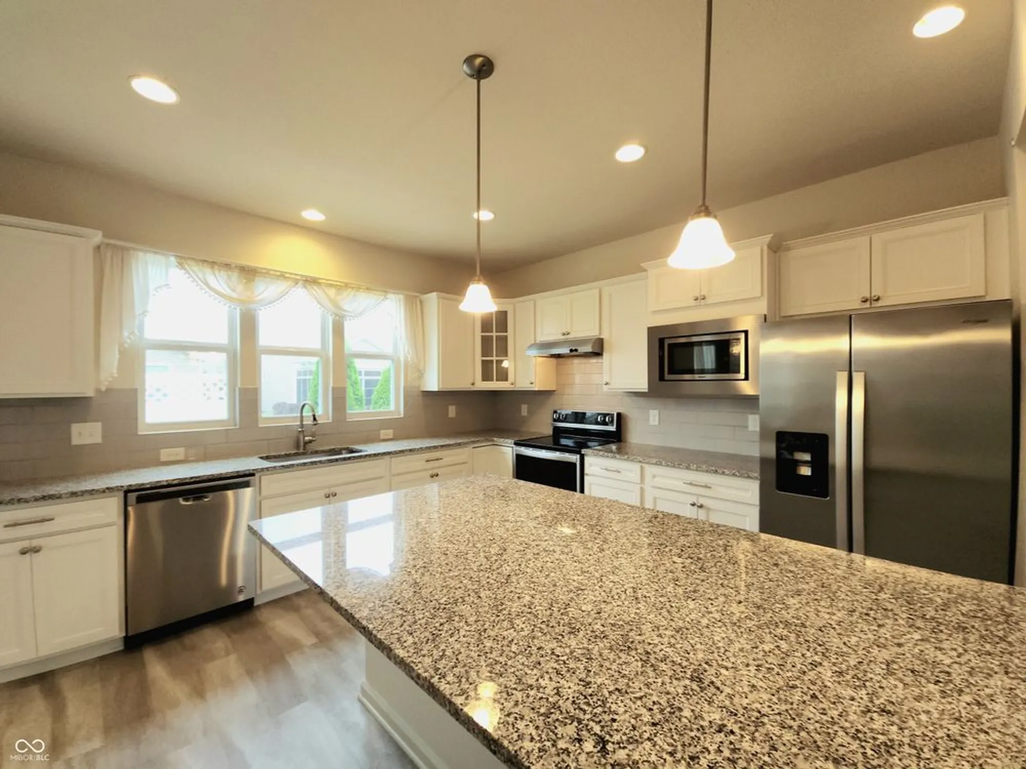 Property Slideshow image 10 of 62 | 4880 dahlia dr, Plainfield, IN, 46168