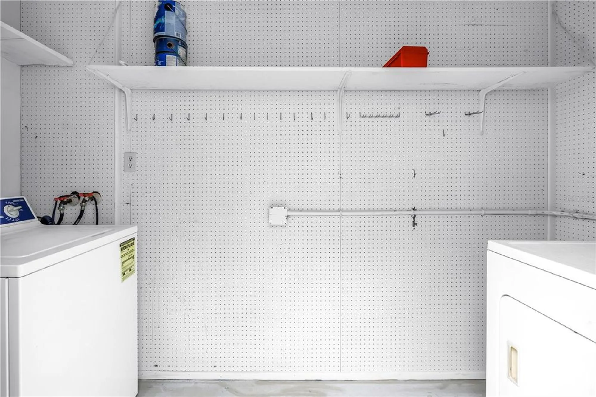 Property Slideshow image 25 of 28 | 728 caribbean cir 25, Venice, FL, 34293