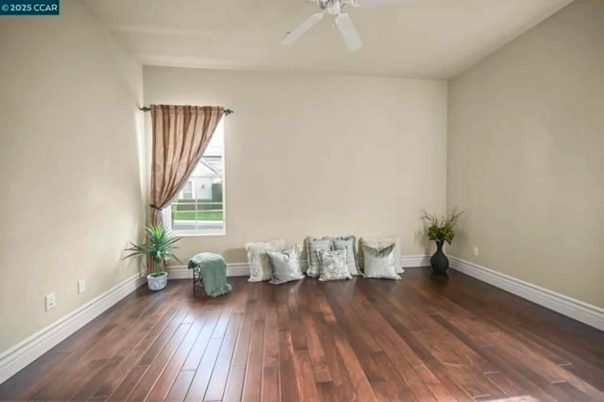 Property Slideshow image 33 of 60 | 1151 saint julien st, Brentwood, CA, 94513