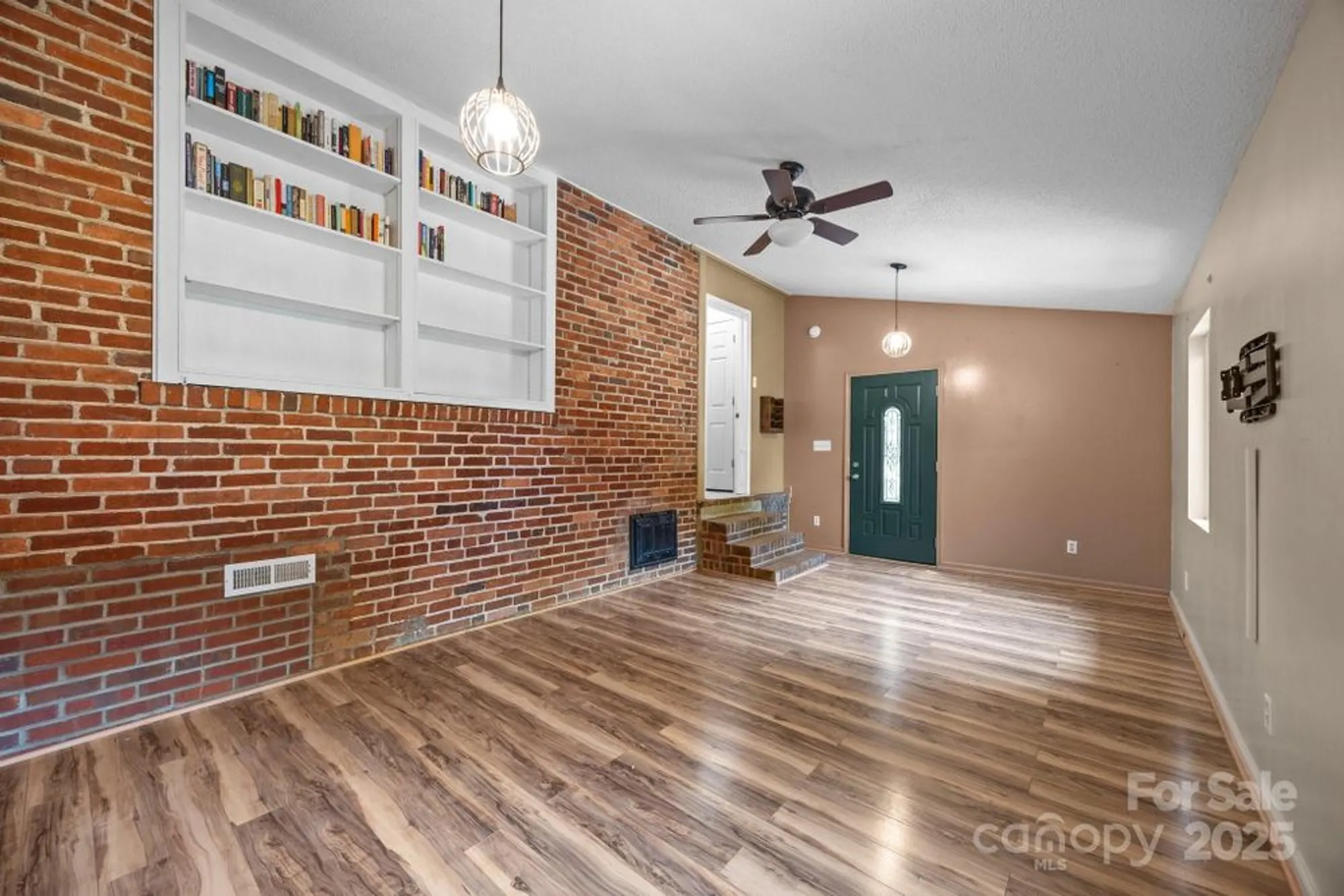 Property Slideshow image 17 of 30 | 2 enka orchard st, Candler, NC, 28715