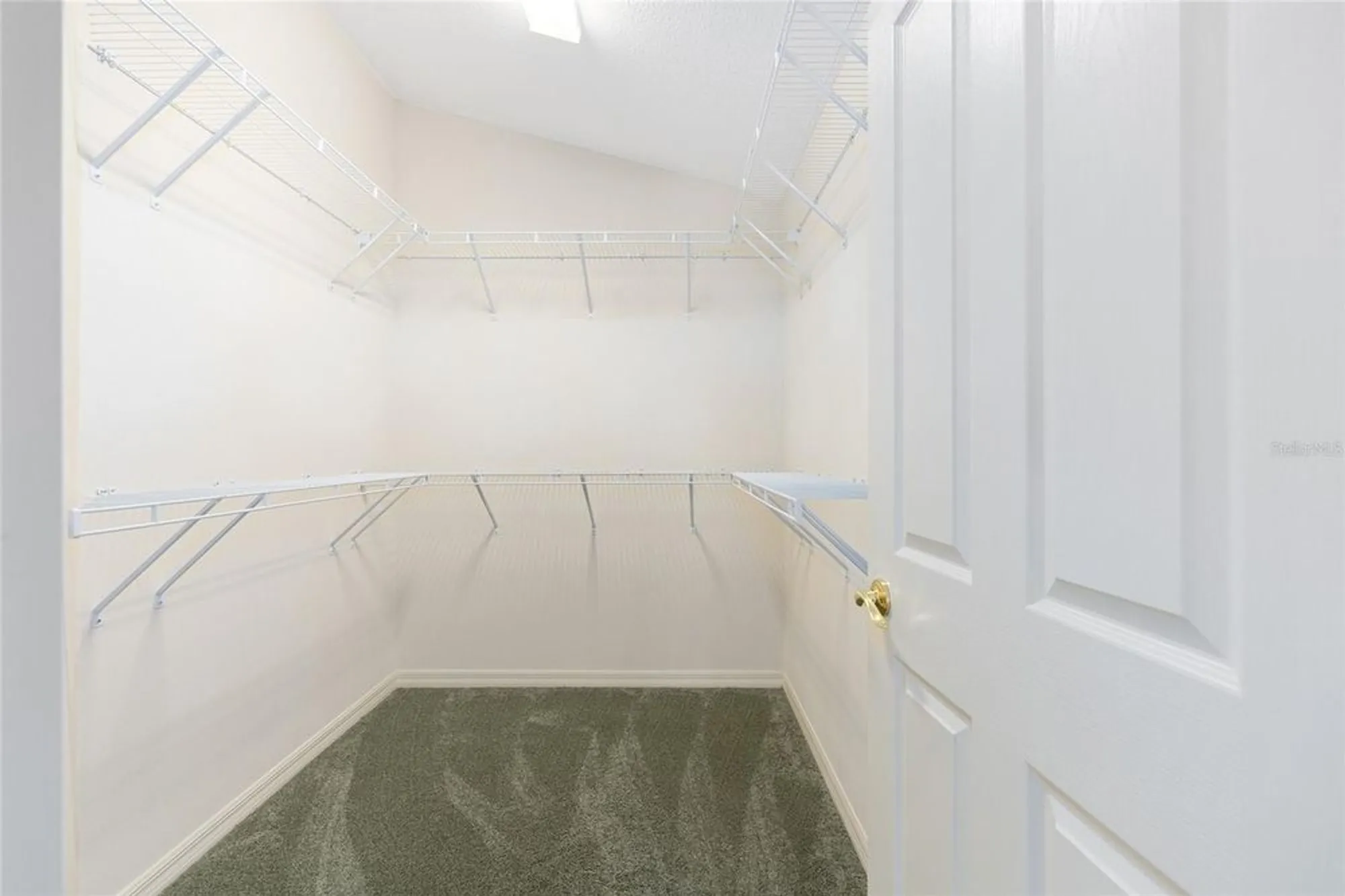 Property Slideshow image 32 of 75 | 17487 se 84th foxgrove ave, The Villages, FL, 32162