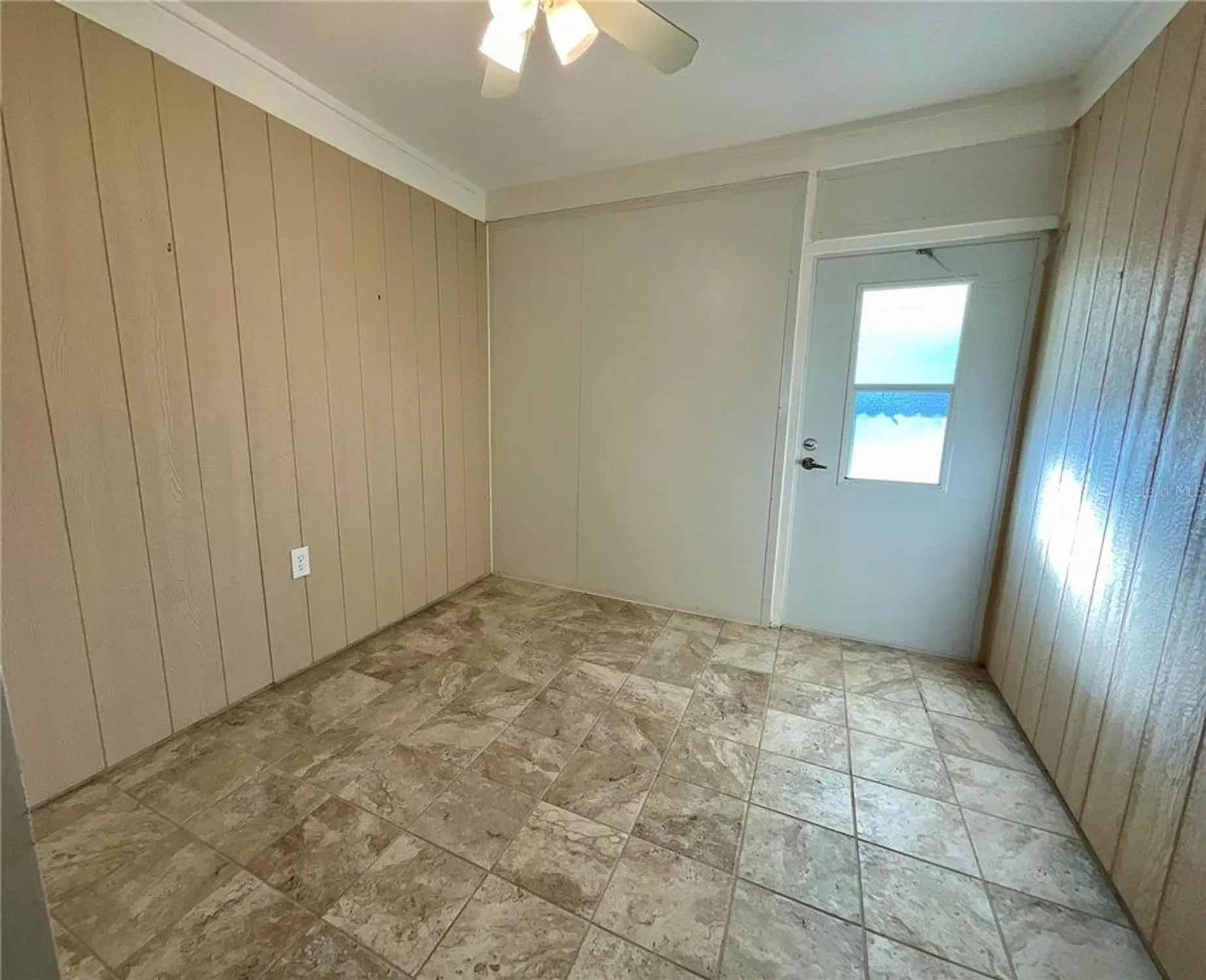 Property Slideshow image 11 of 23 | 10004 tulip st, Pinellas Park, FL, 33782