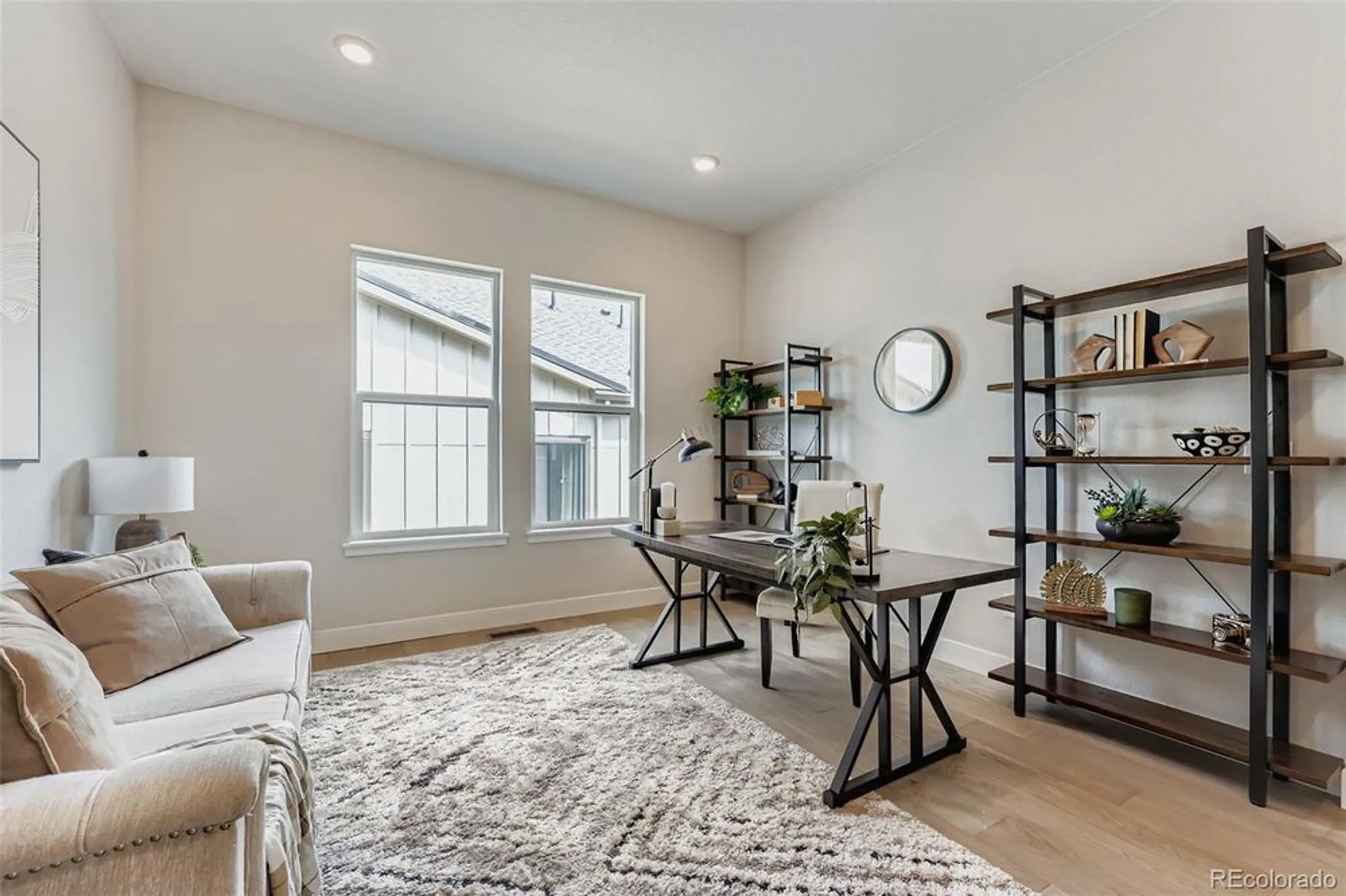 Property Slideshow image 7 of 39 | 2165 grayside cir, Castle Rock, CO, 80109